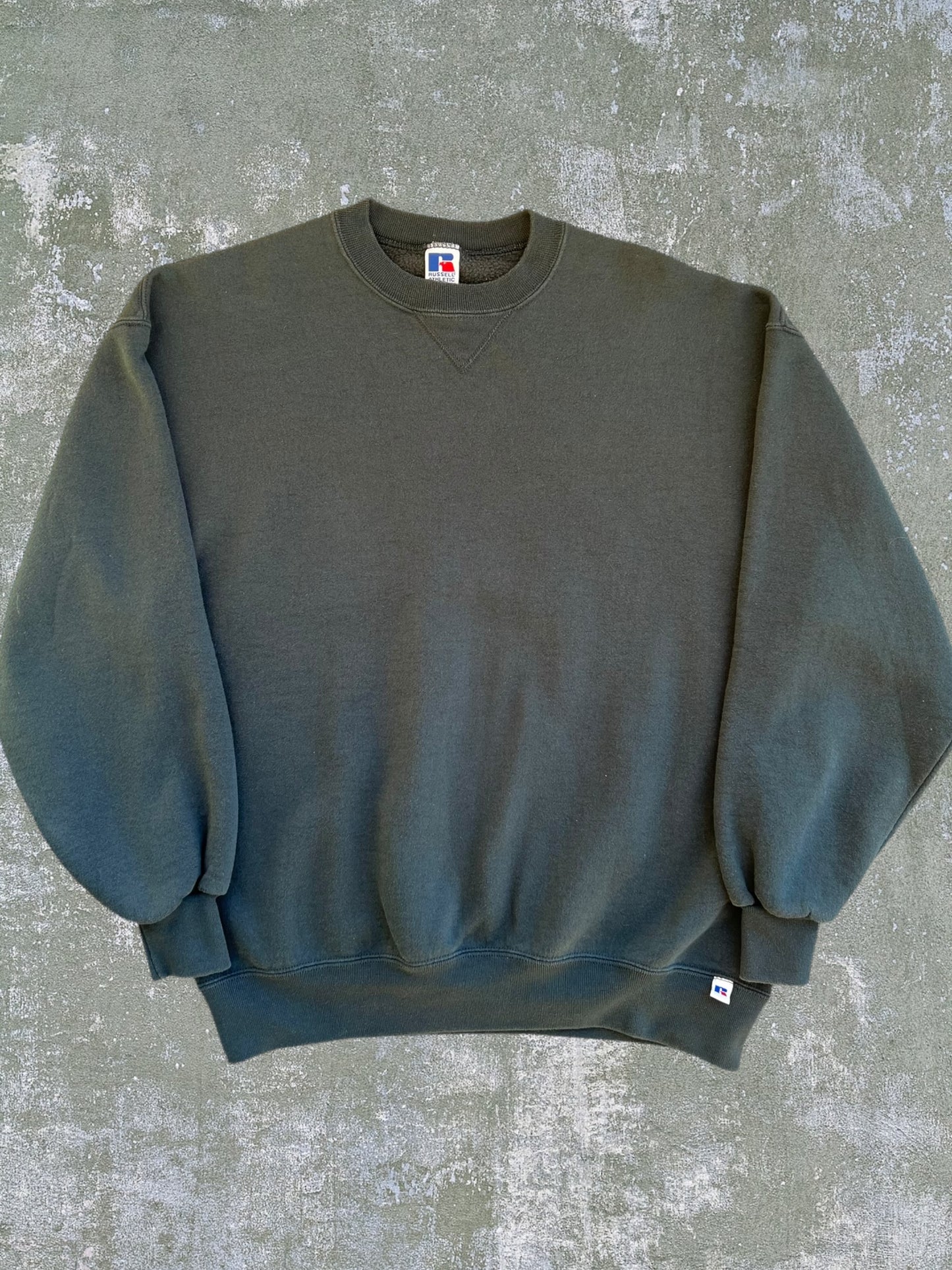 ‘90s Russell Athletic Crewneck (XL)