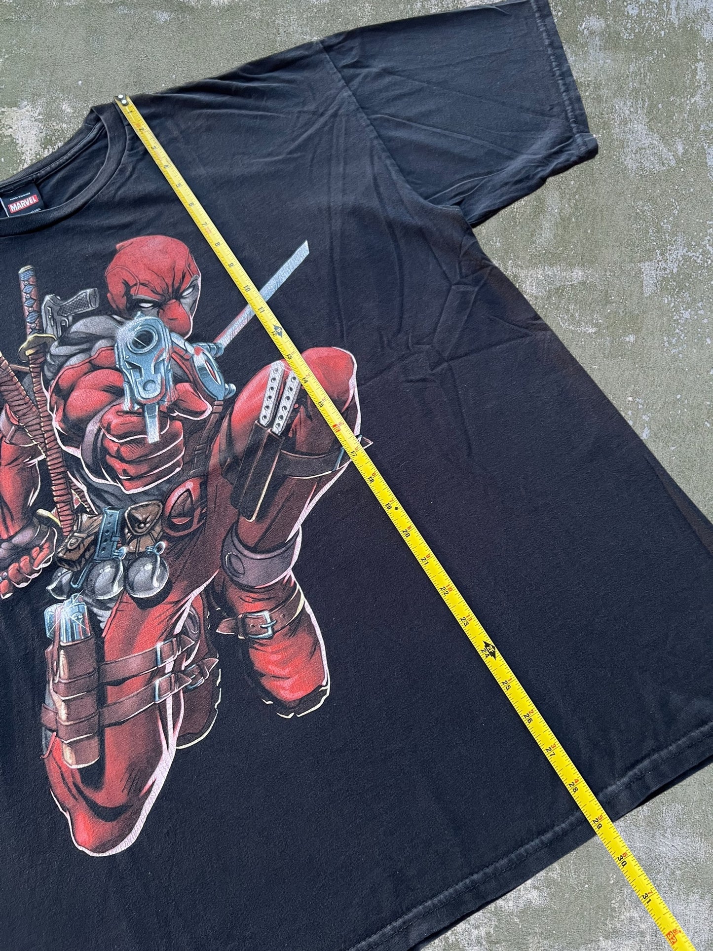 2011 Marvel Deadpool Tee (XL)