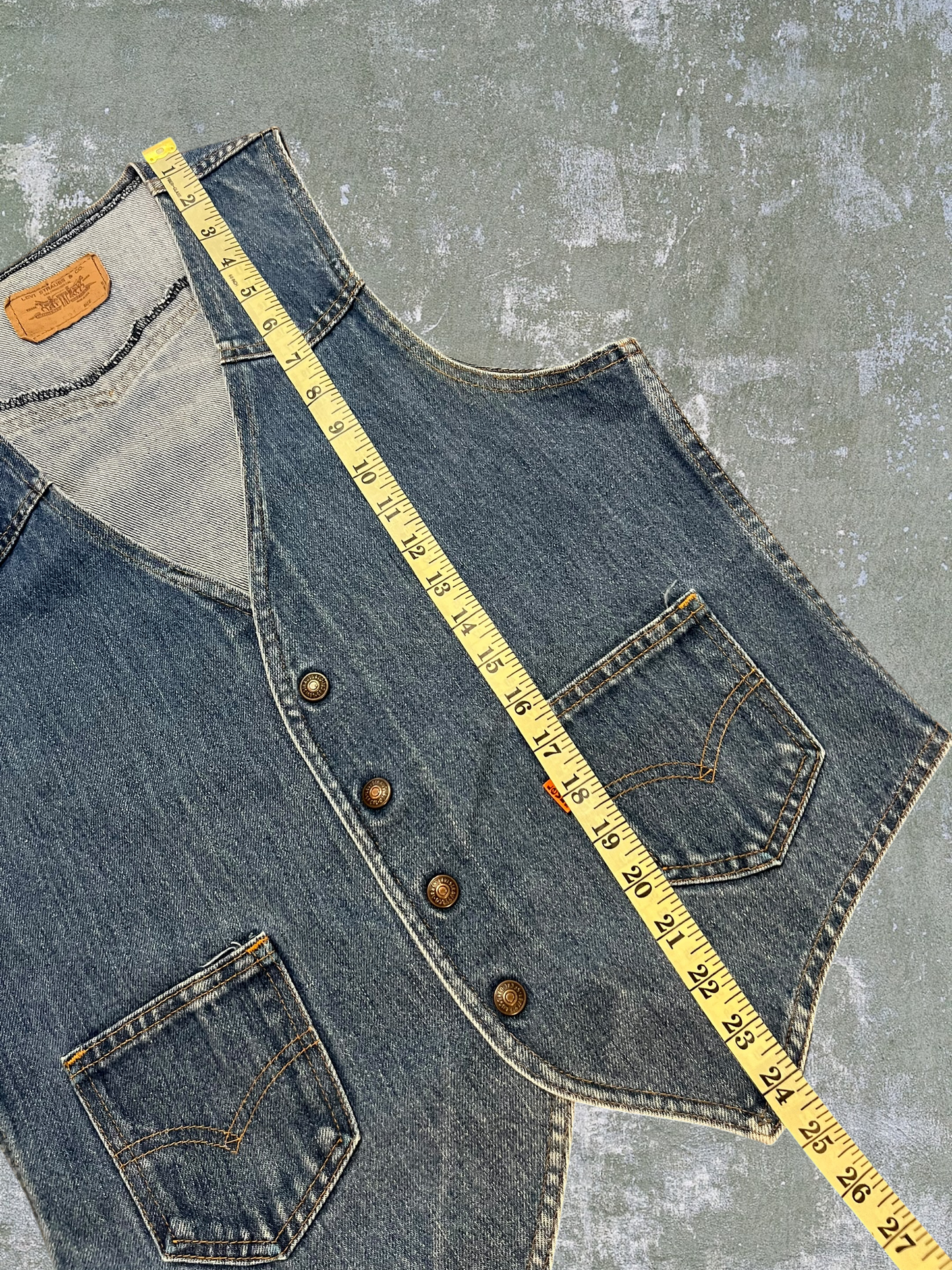 ‘70s/‘80s Levi’s Western Denim Vest (M)