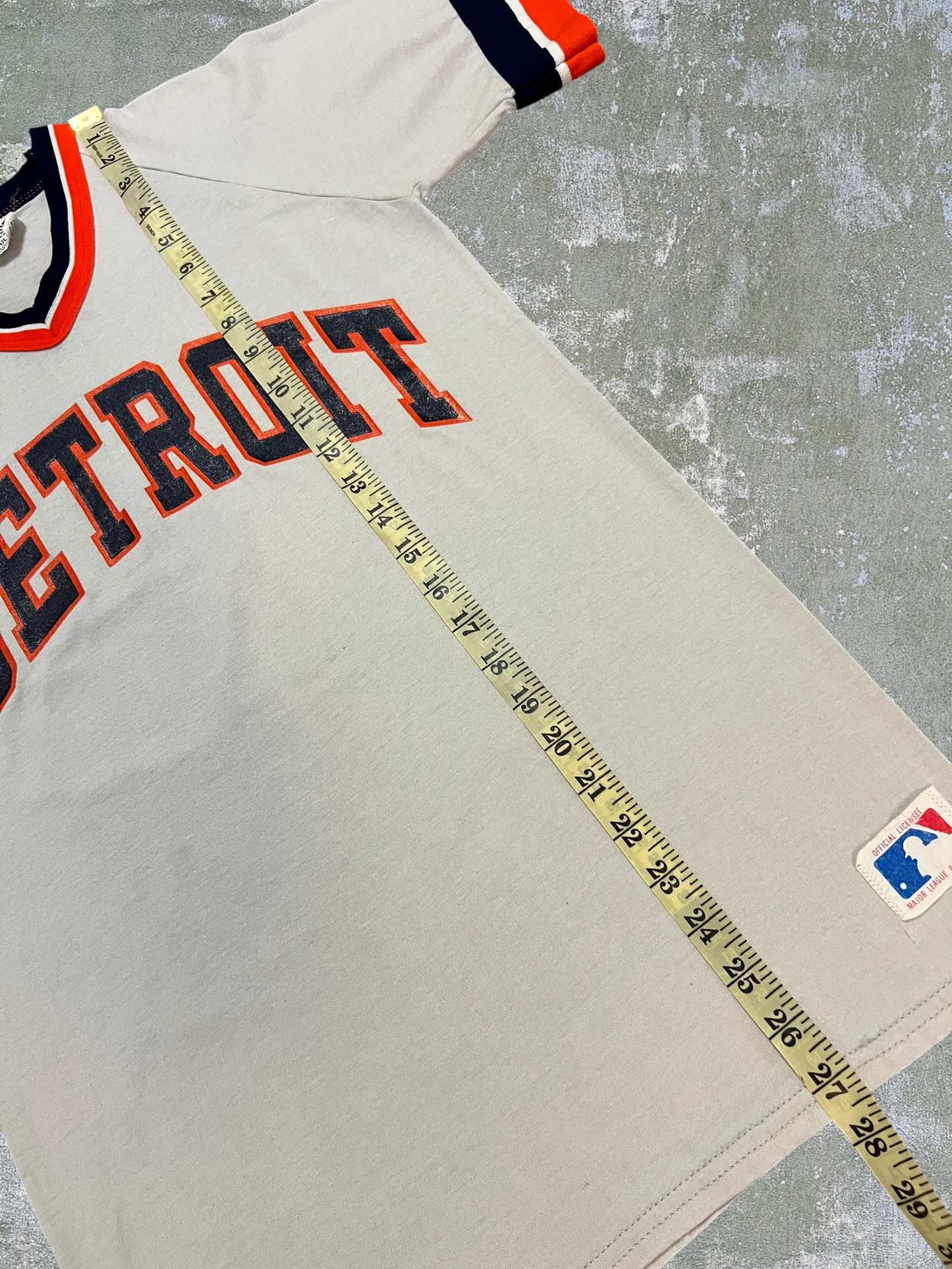 ‘80s Sand-Knit Detroit Tigers Tee (M)