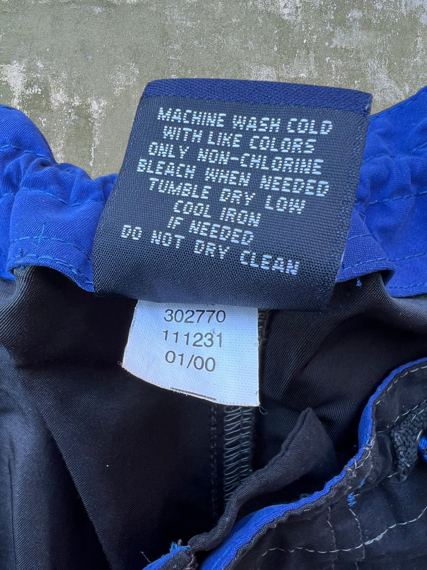 2000 Gap Cargo Capri Pants (XXL)