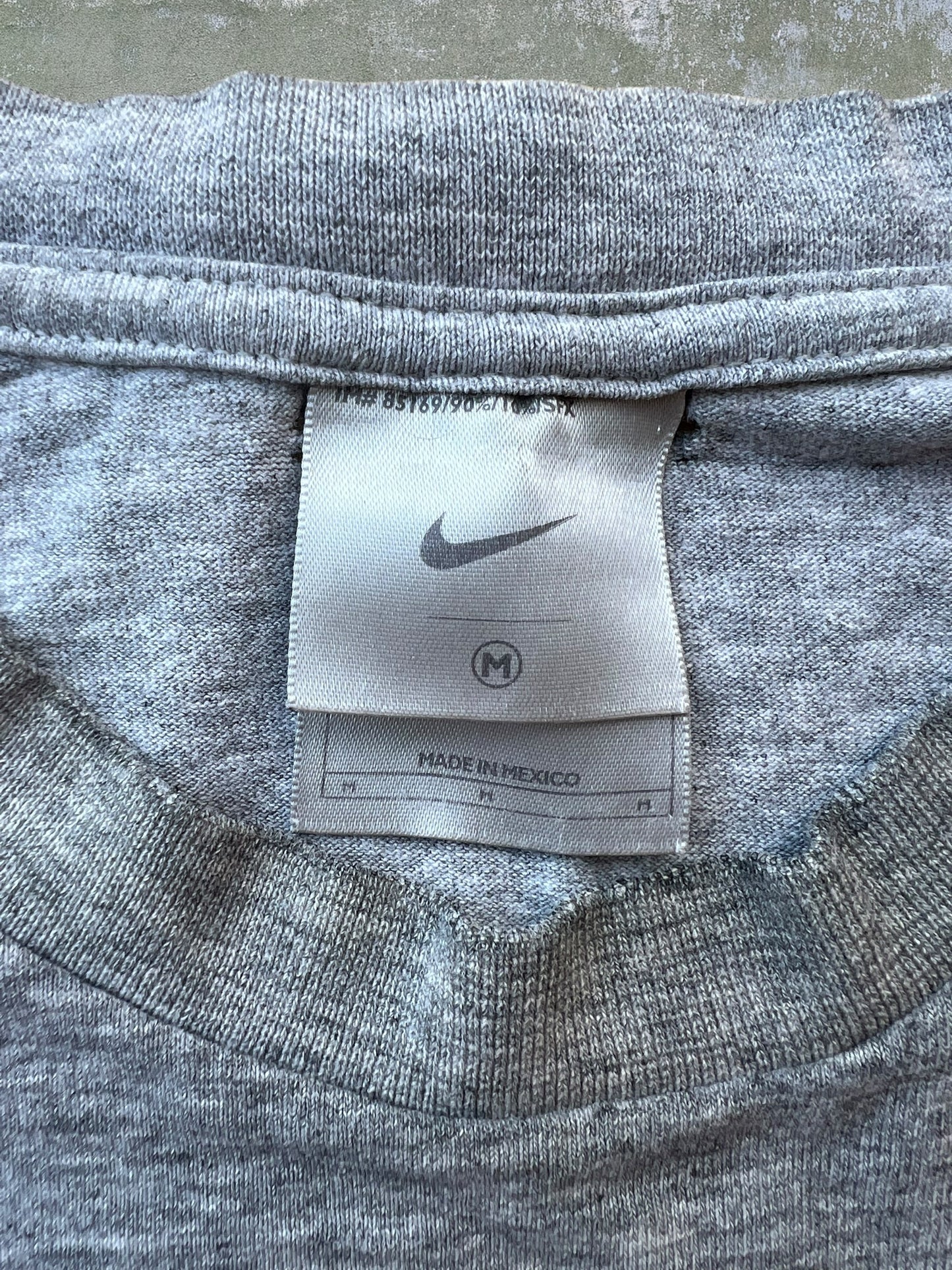 2001 Nike Honolulu Marathon Long Sleeve Tee (M)