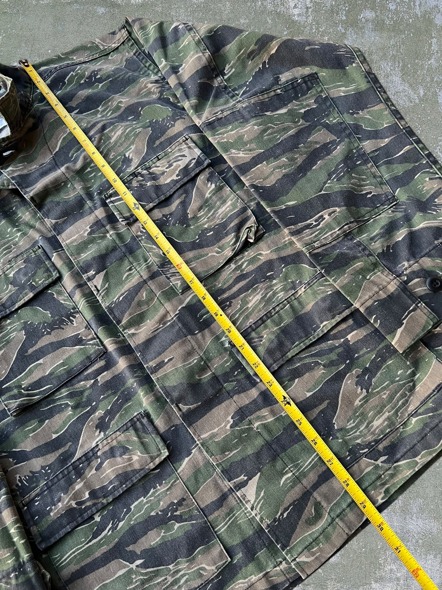 US Military Tiger Camo Overshirt (M)