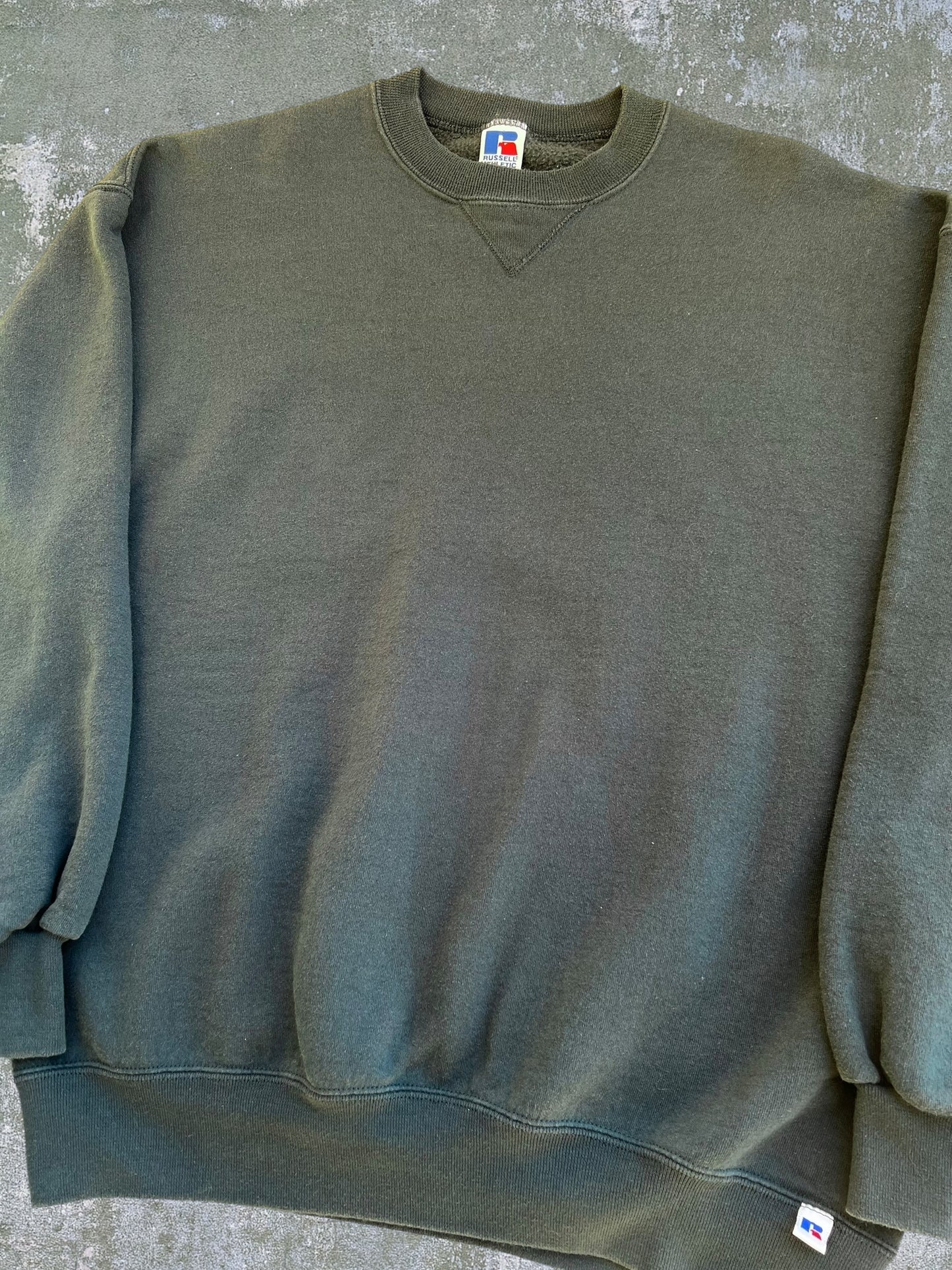 ‘90s Russell Athletic Crewneck (XL)