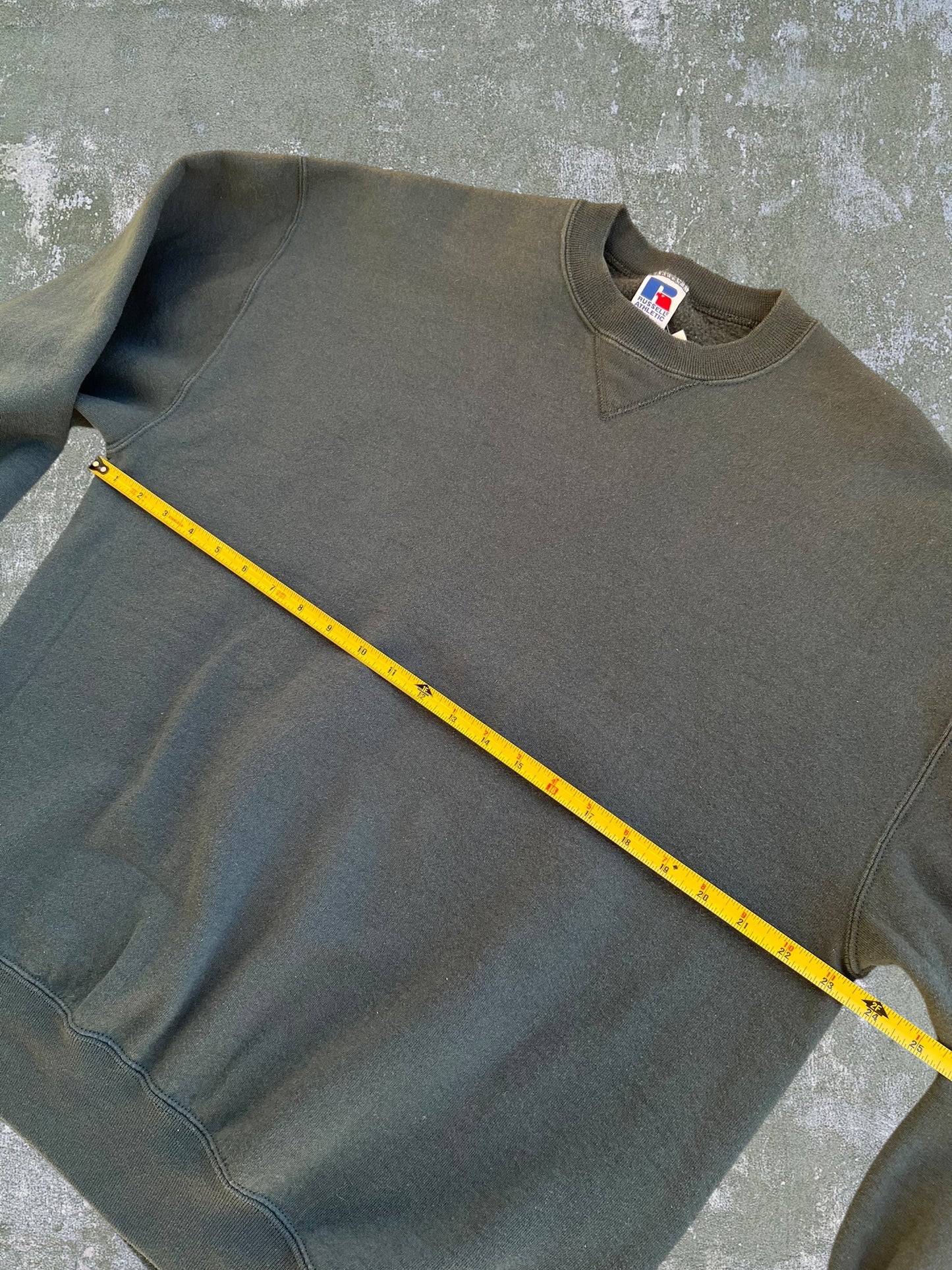 ‘90s Russell Athletic Crewneck (XL)