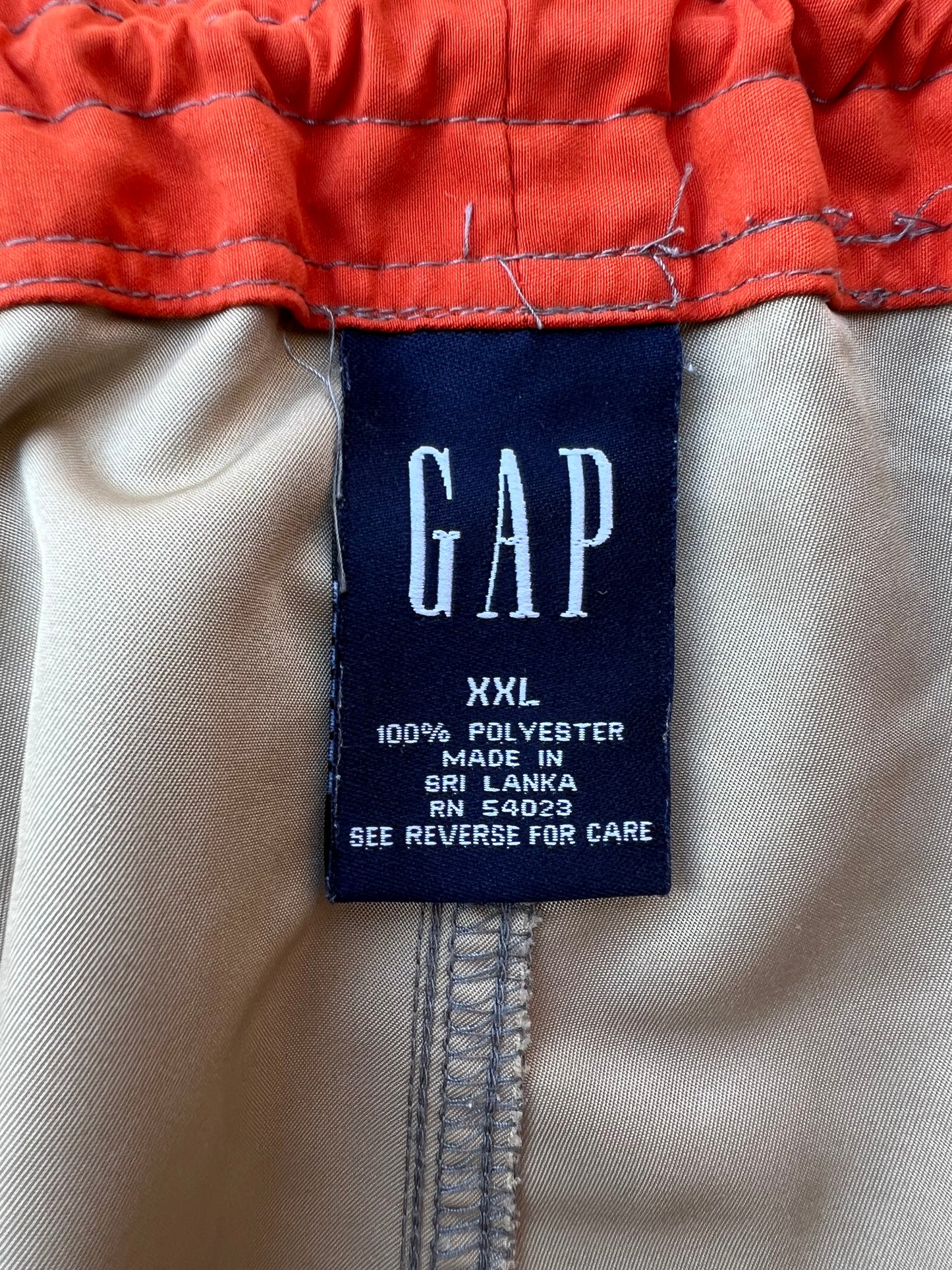 2000 Gap Cargo Capri Pants (XXL)