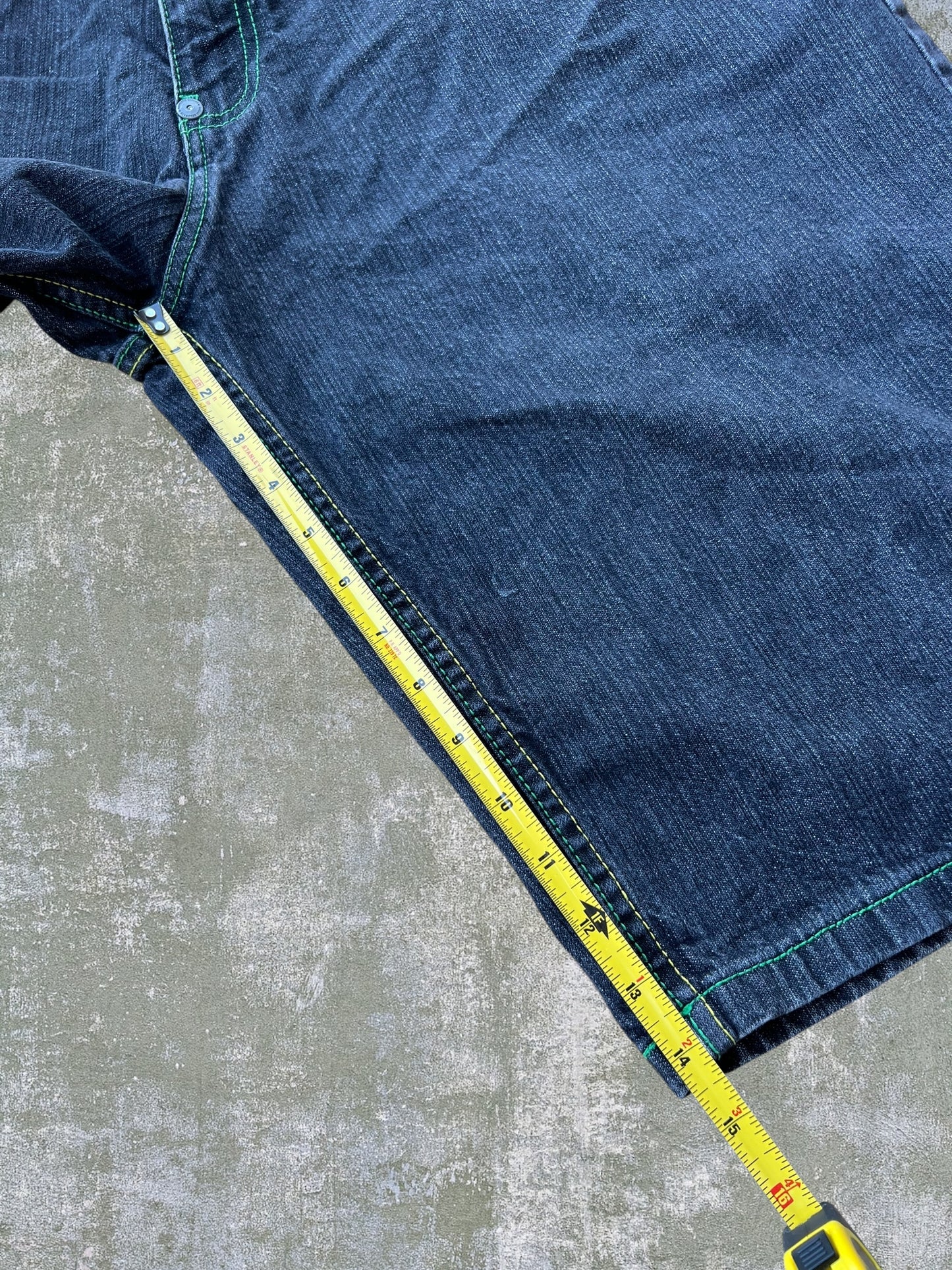 Early-2000s Design Lab Jean Shorts (38)