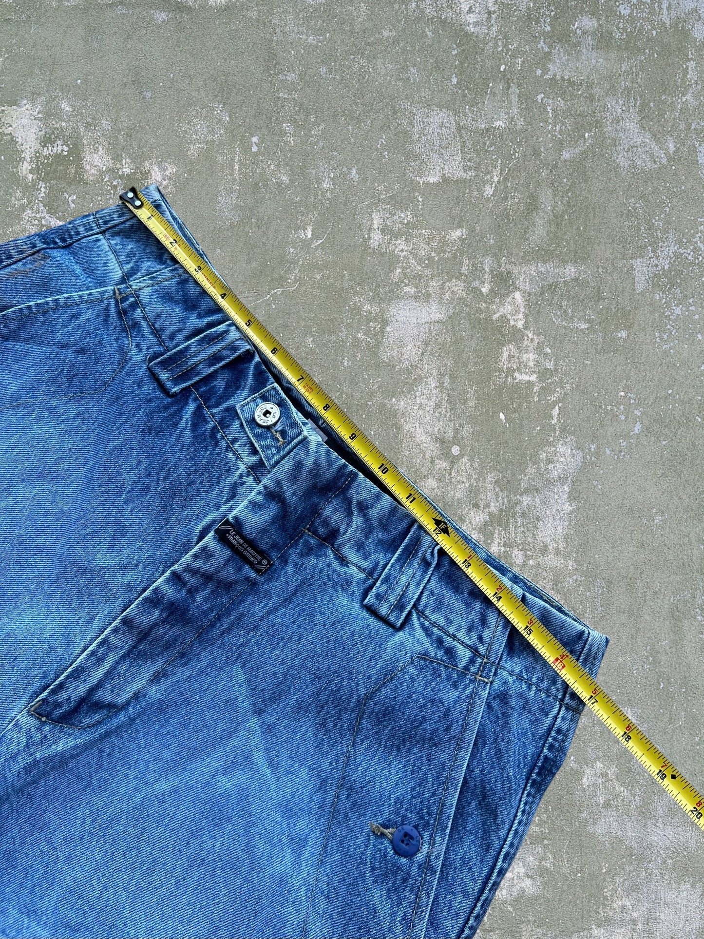 Early-2000s Marithe Francois Girbaud Jean Shorts (34)