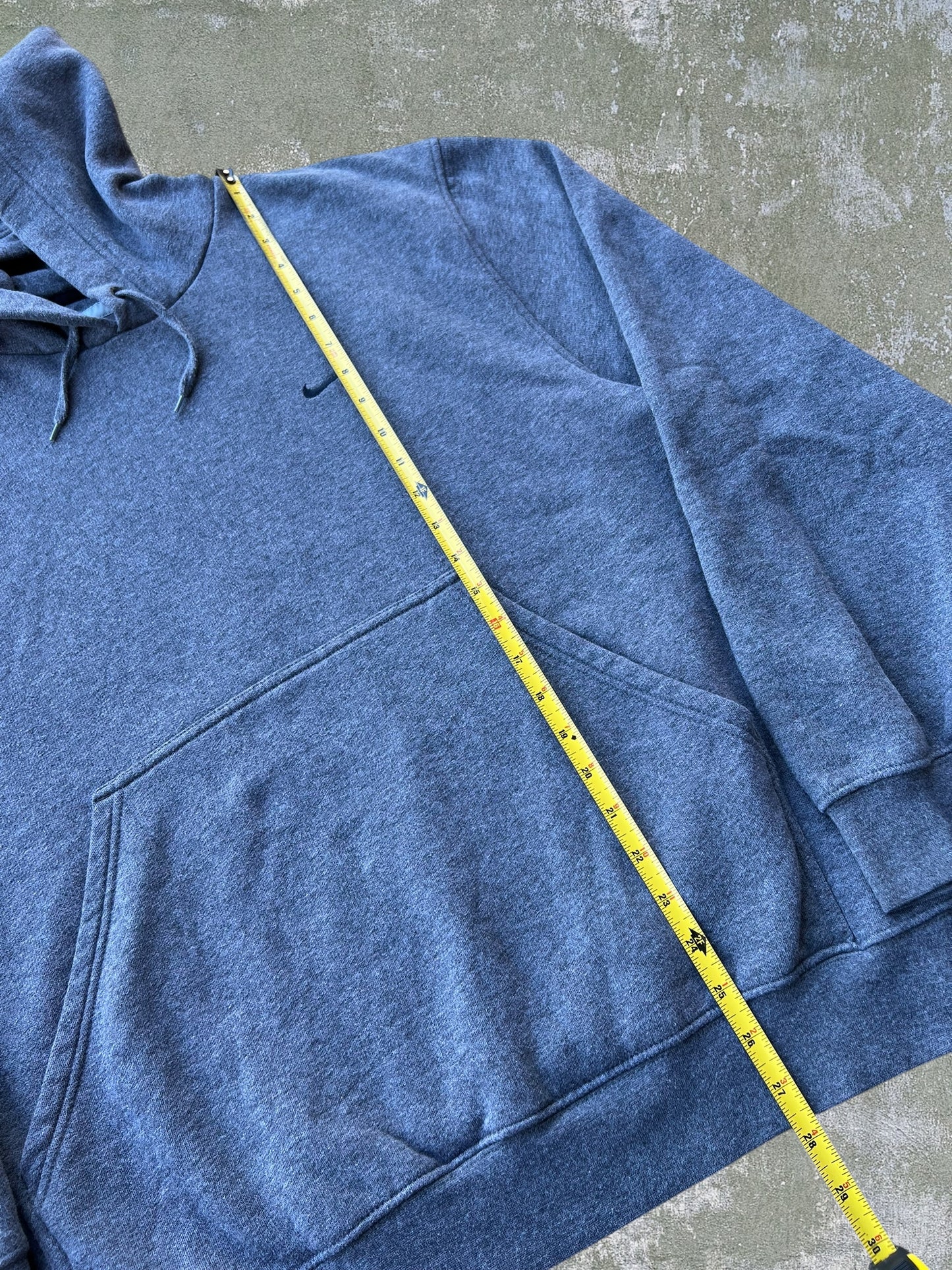 Early-2000s Nike Hoodie (L)