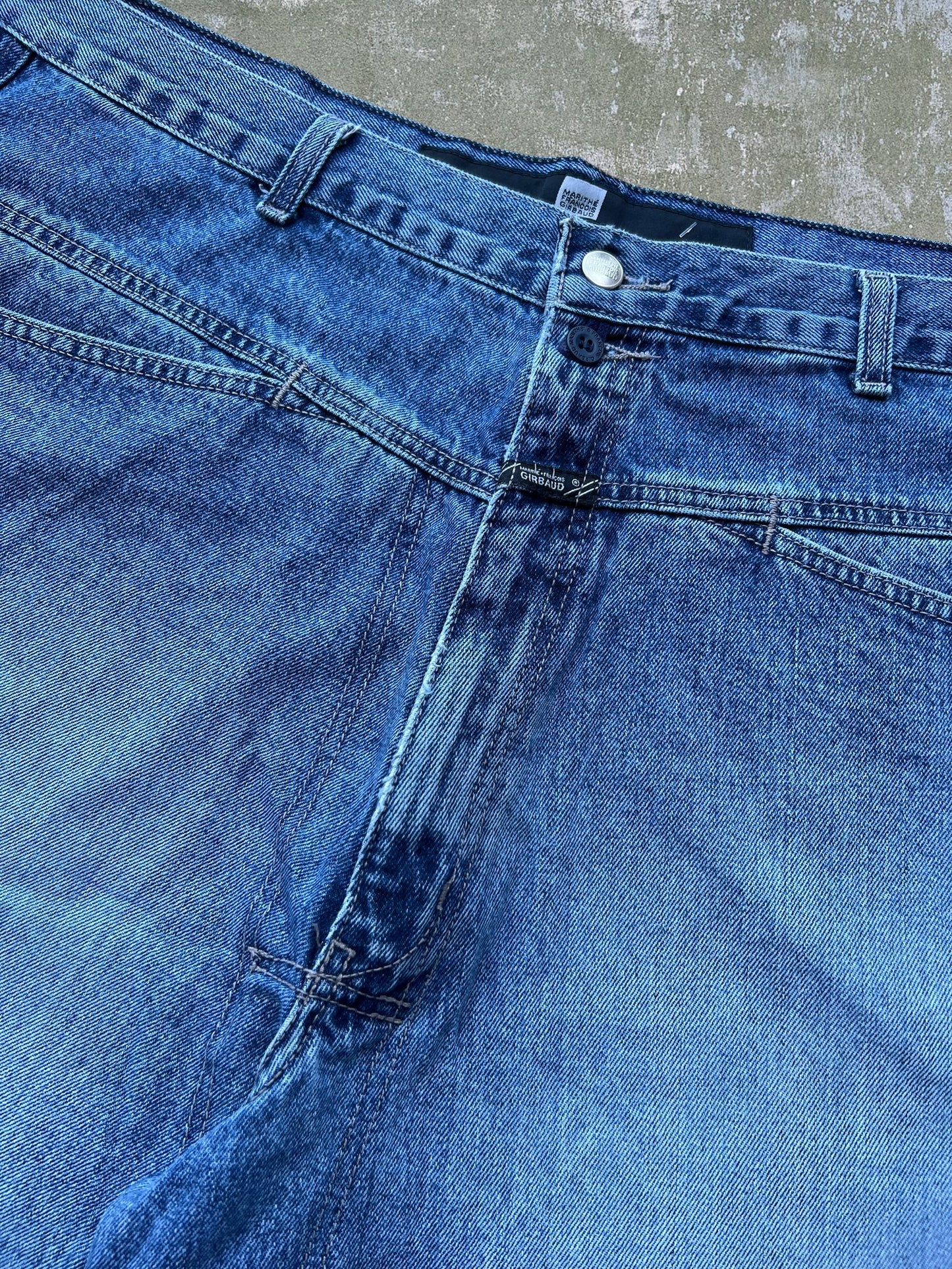 Early-2000s Marithe Francois Girbaud Jean Shorts (42)