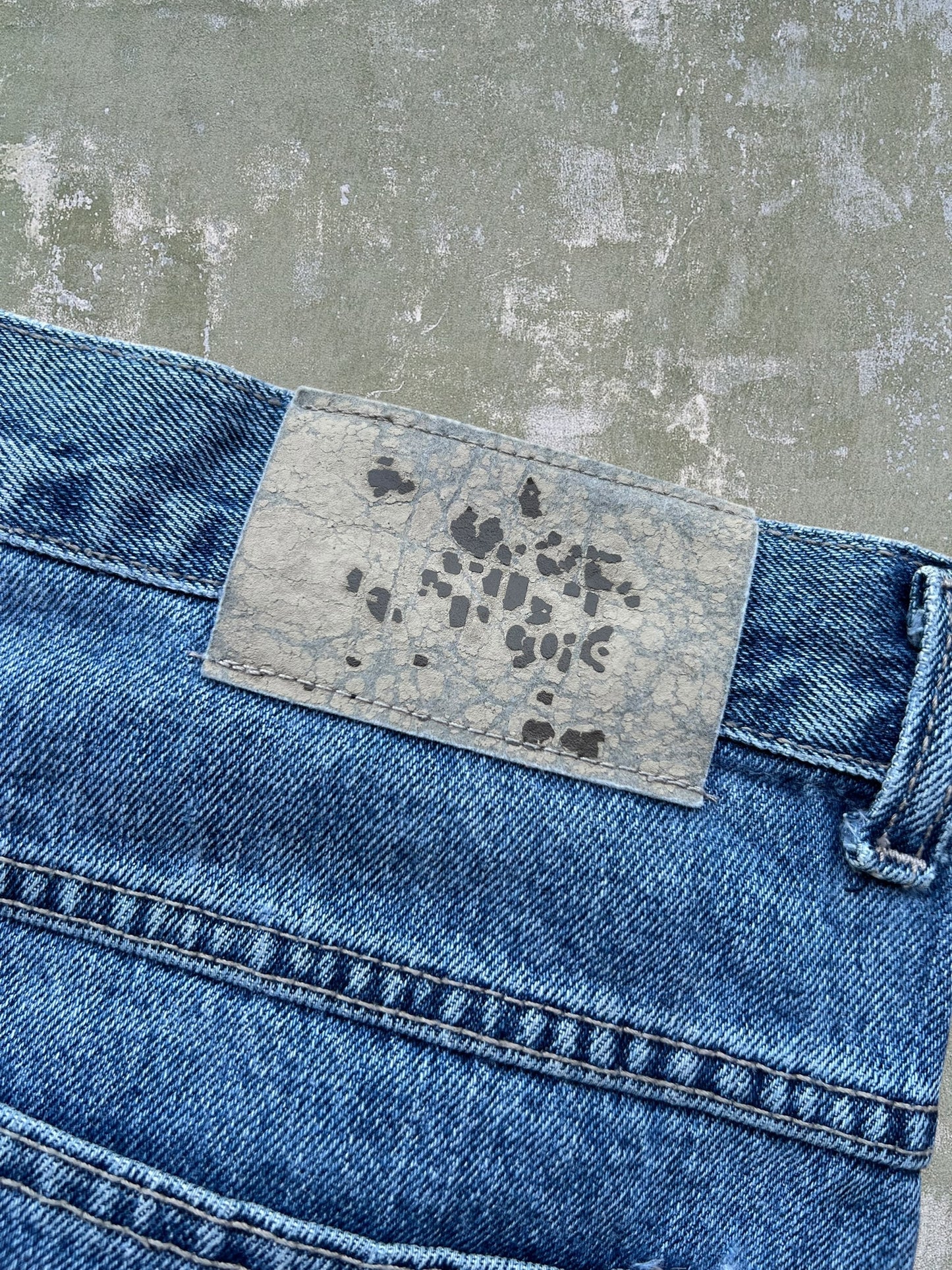 Early-2000s Marithe Francois Girbaud Jean Shorts (42)