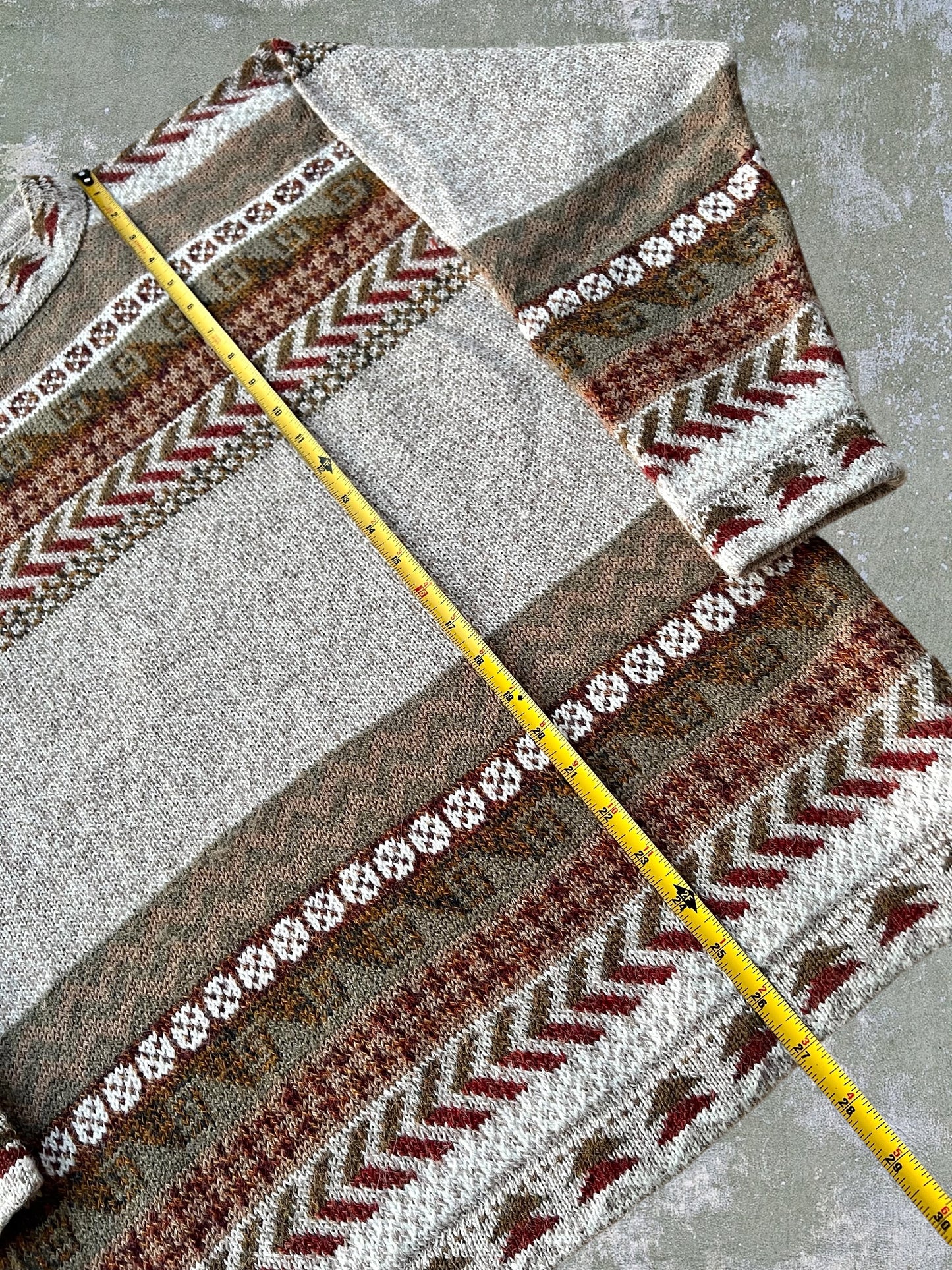 Vintage Patterned Wool Sweater (M)