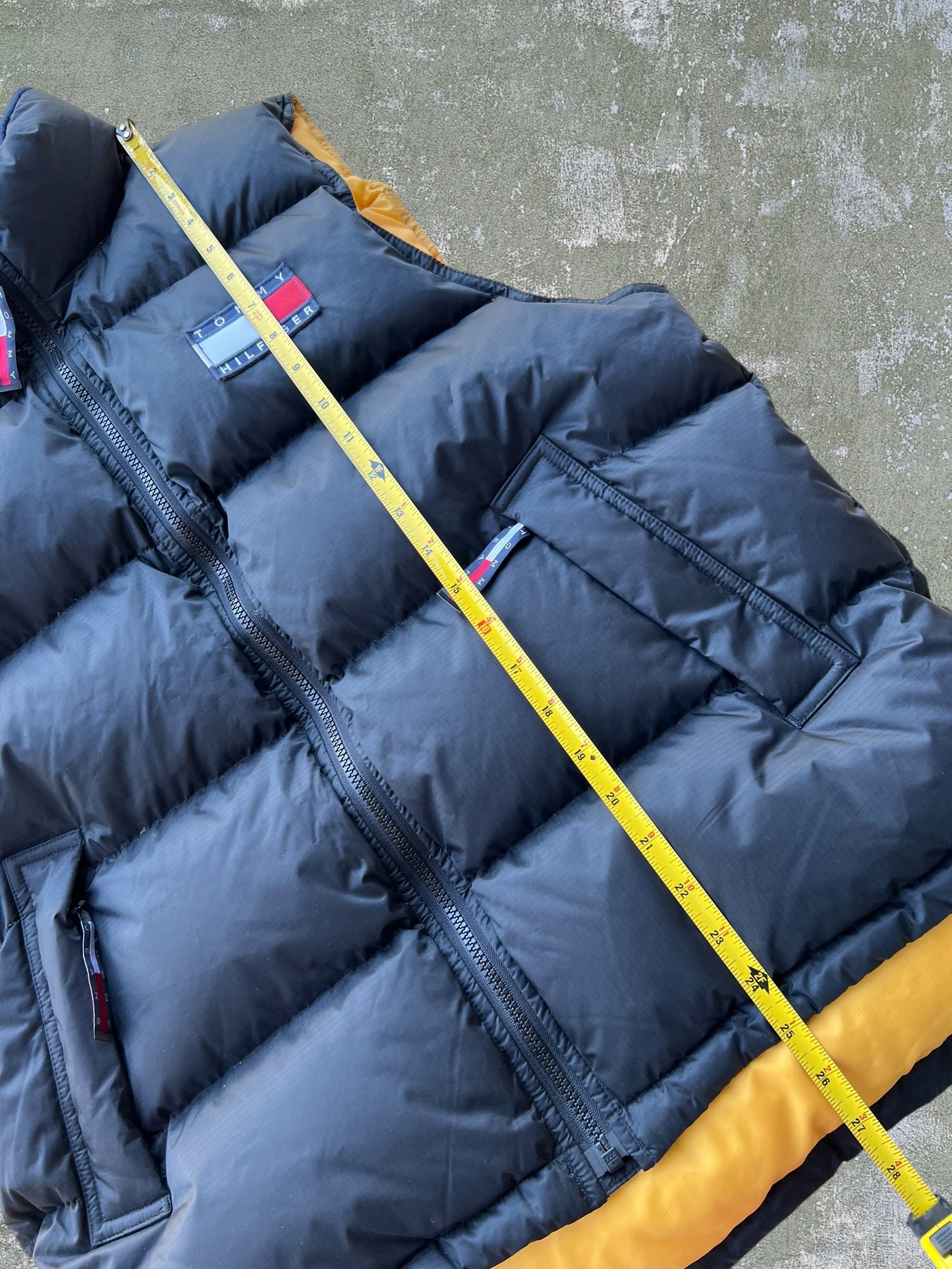 Early-2000s Tommy Hilfiger Puffer Vest (M)