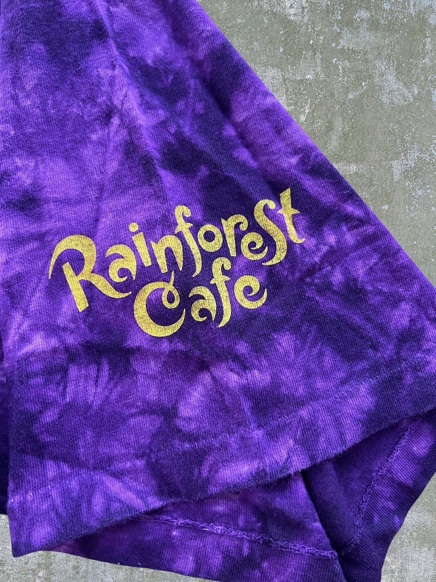 Early/Mid-90s Rainforest Cafe Frog Tee (XL)