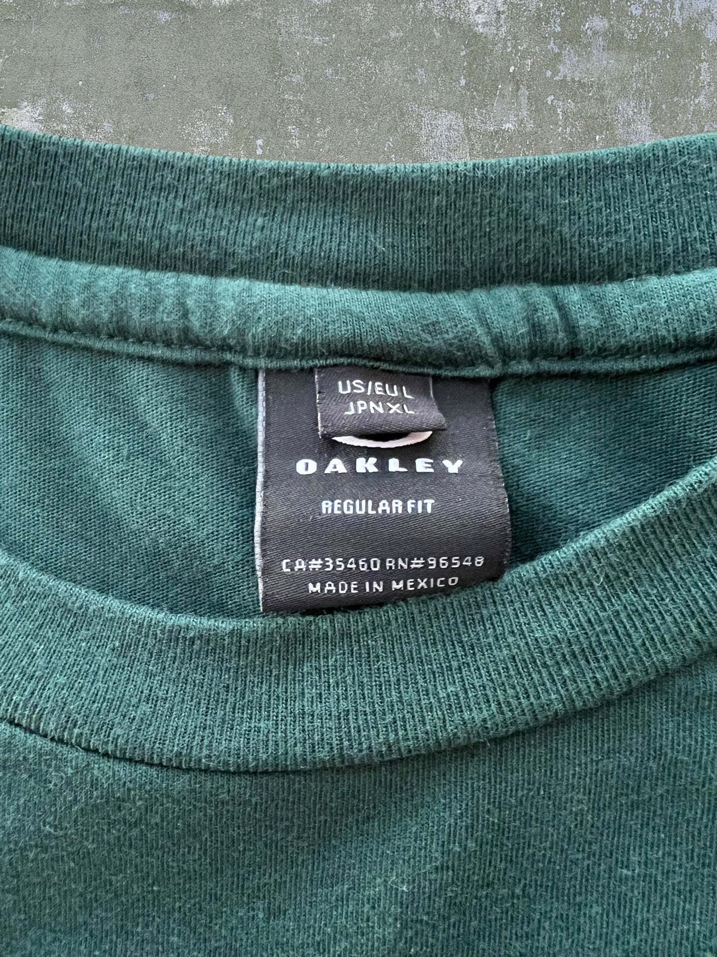 2010s Oakley Tee (L)