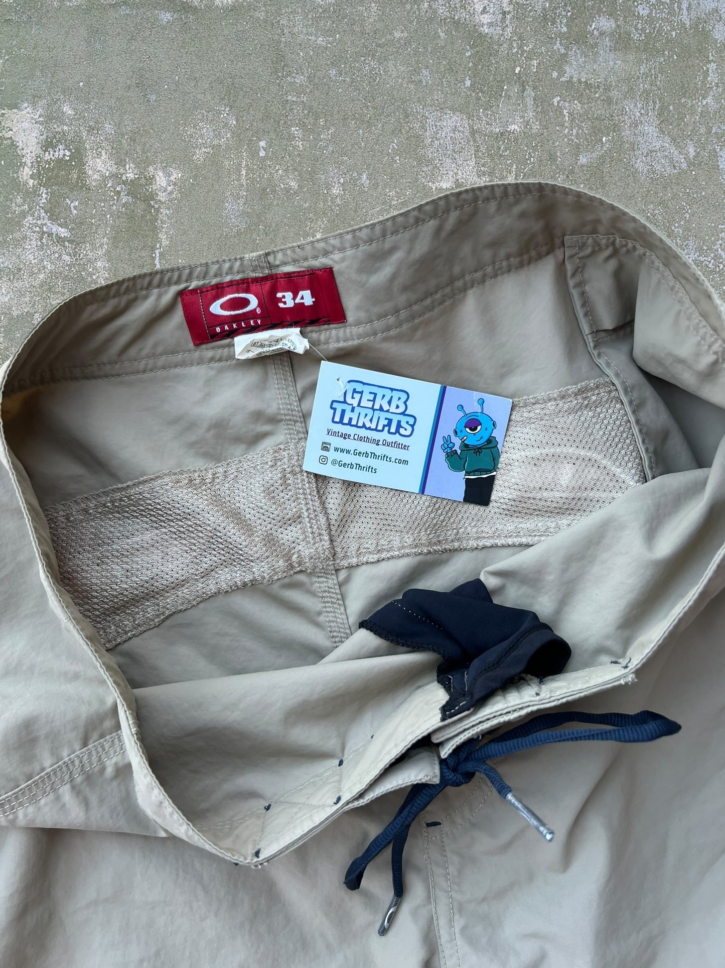 Early-2000s Oakley Board Shorts (34)