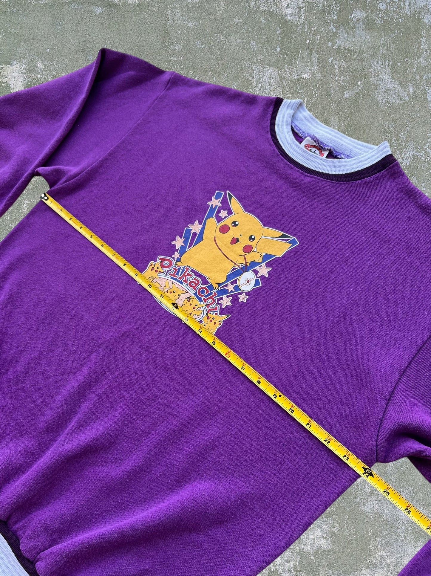‘90s Pikachu Pokémon Crewneck (XL)