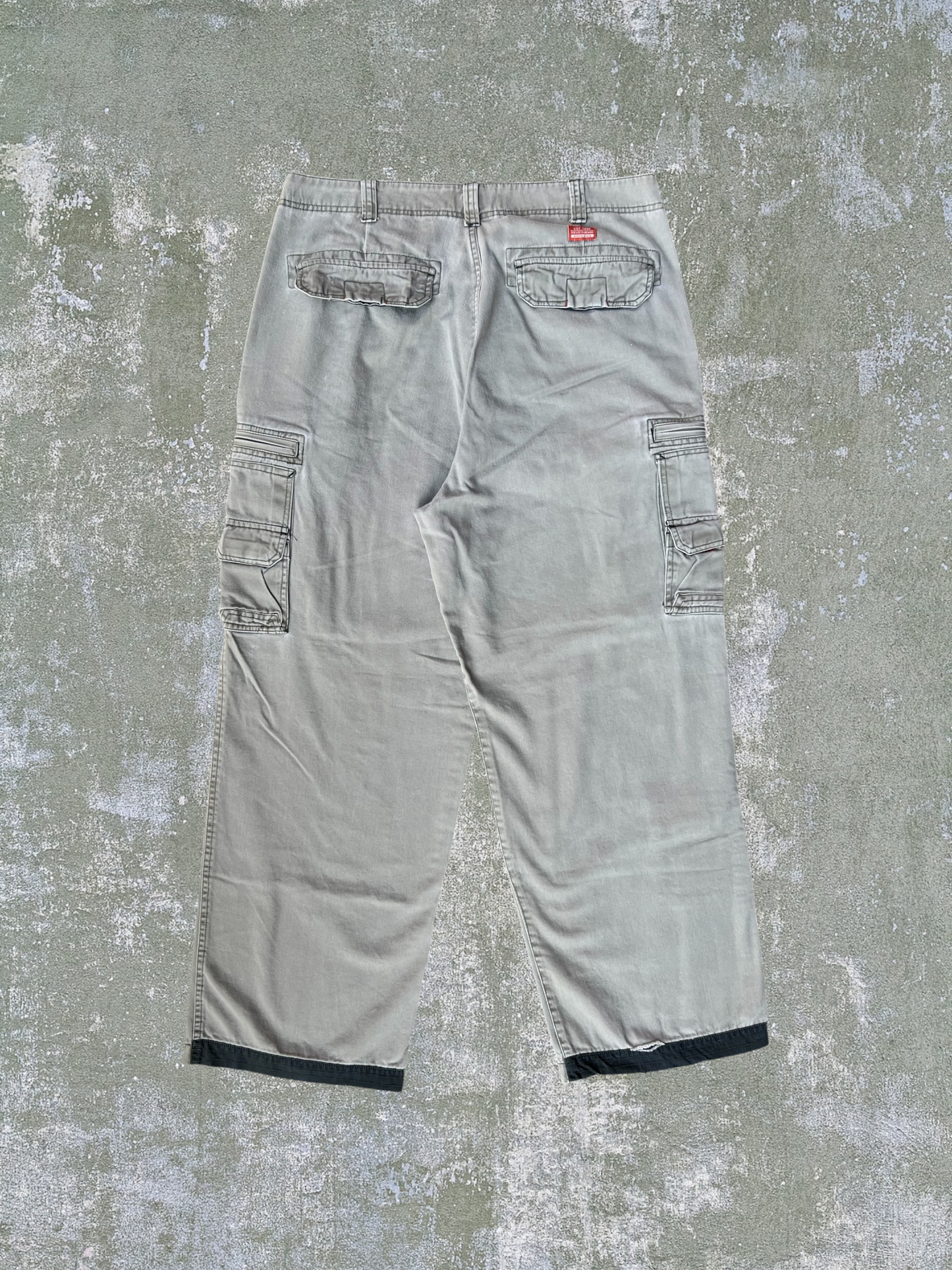 Early-2000s Sonoma Cargo Pants (36x30)