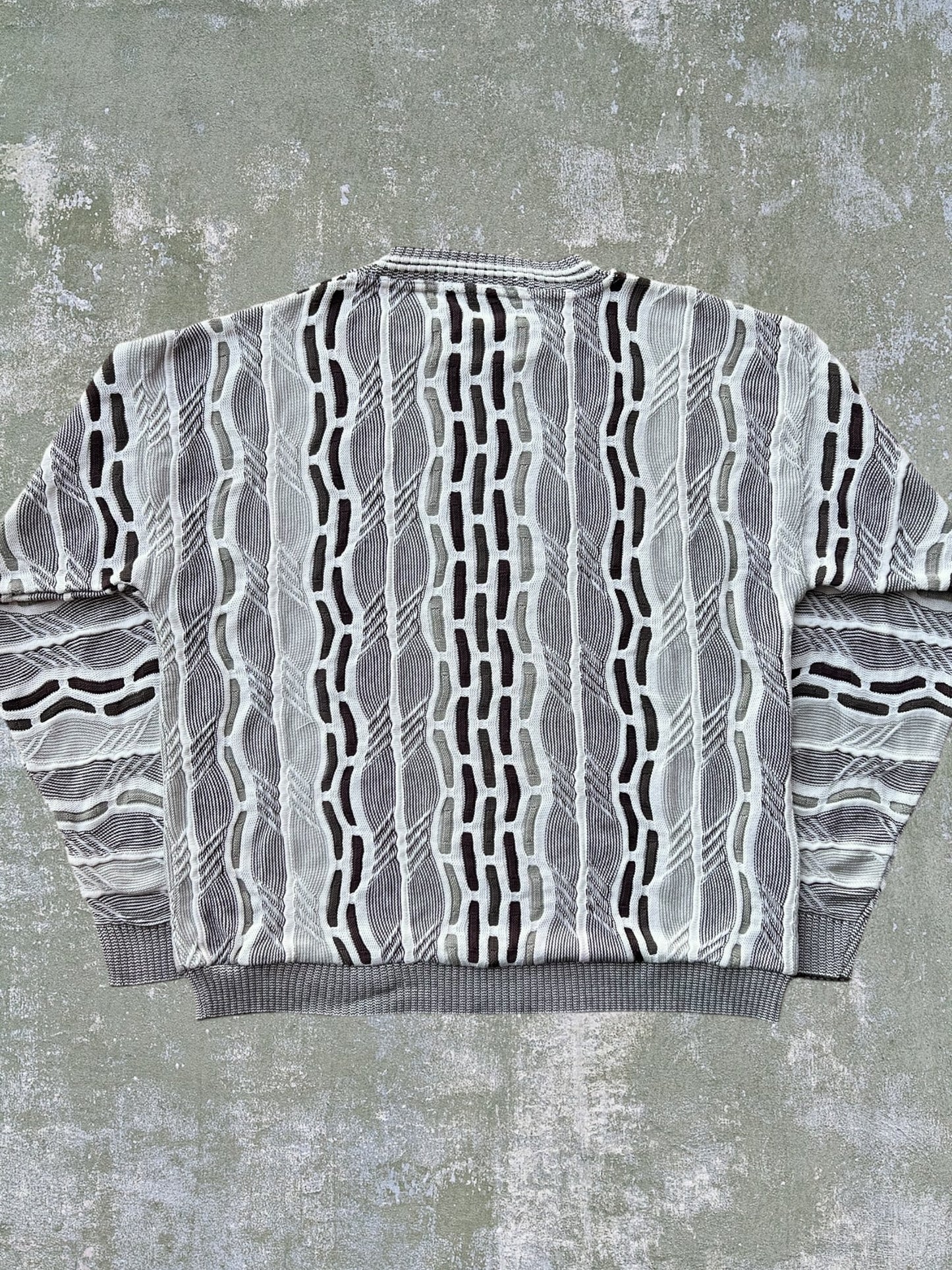 ‘90s Protegé Sweater (L)