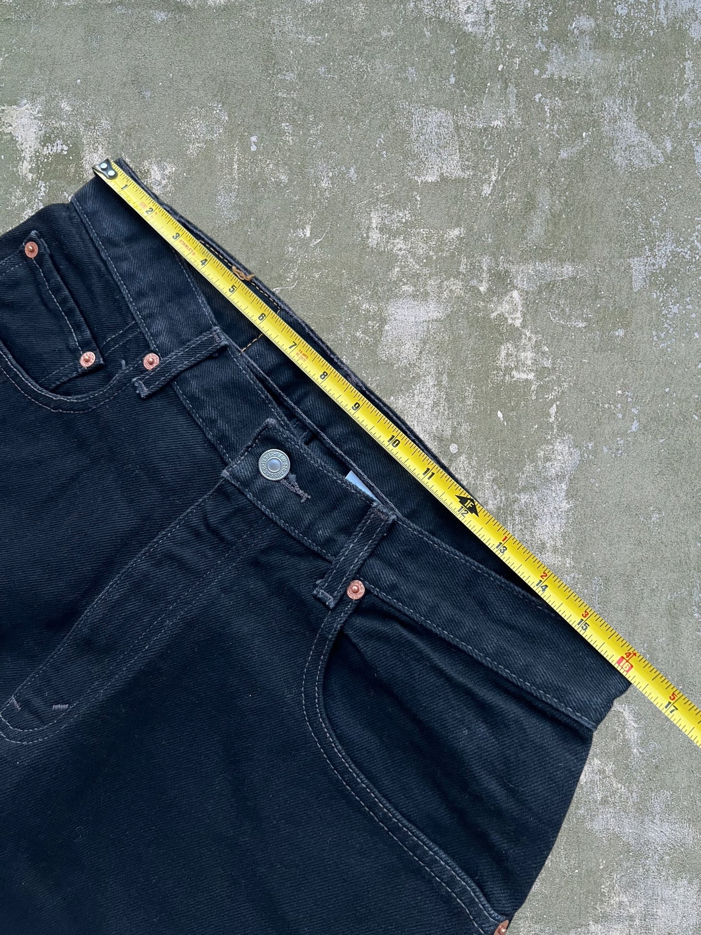 Late-90s Levi’s 560 Jean Shorts (32) (New With Tags)