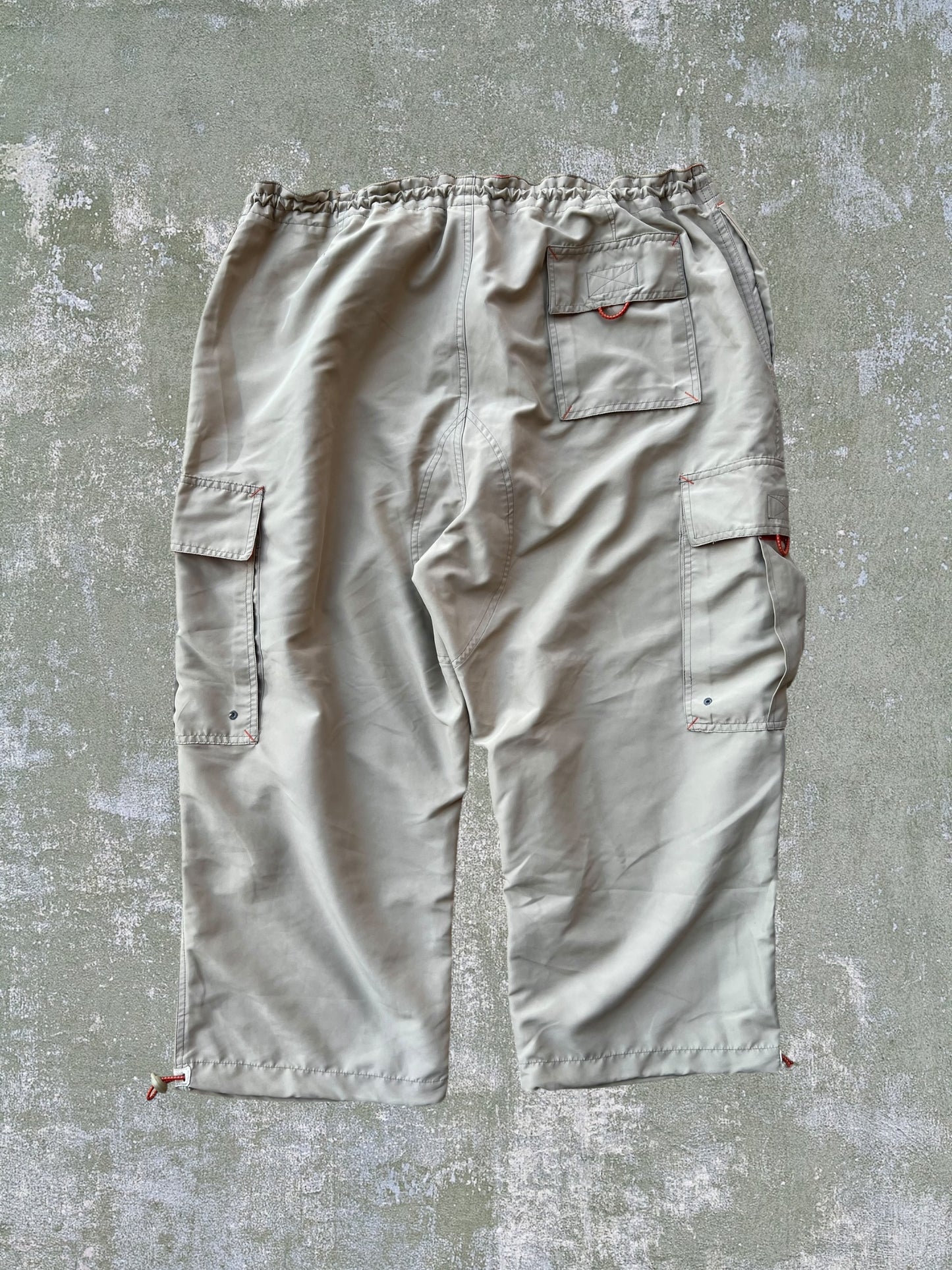 2000 Gap Cargo Capri Pants (XXL)
