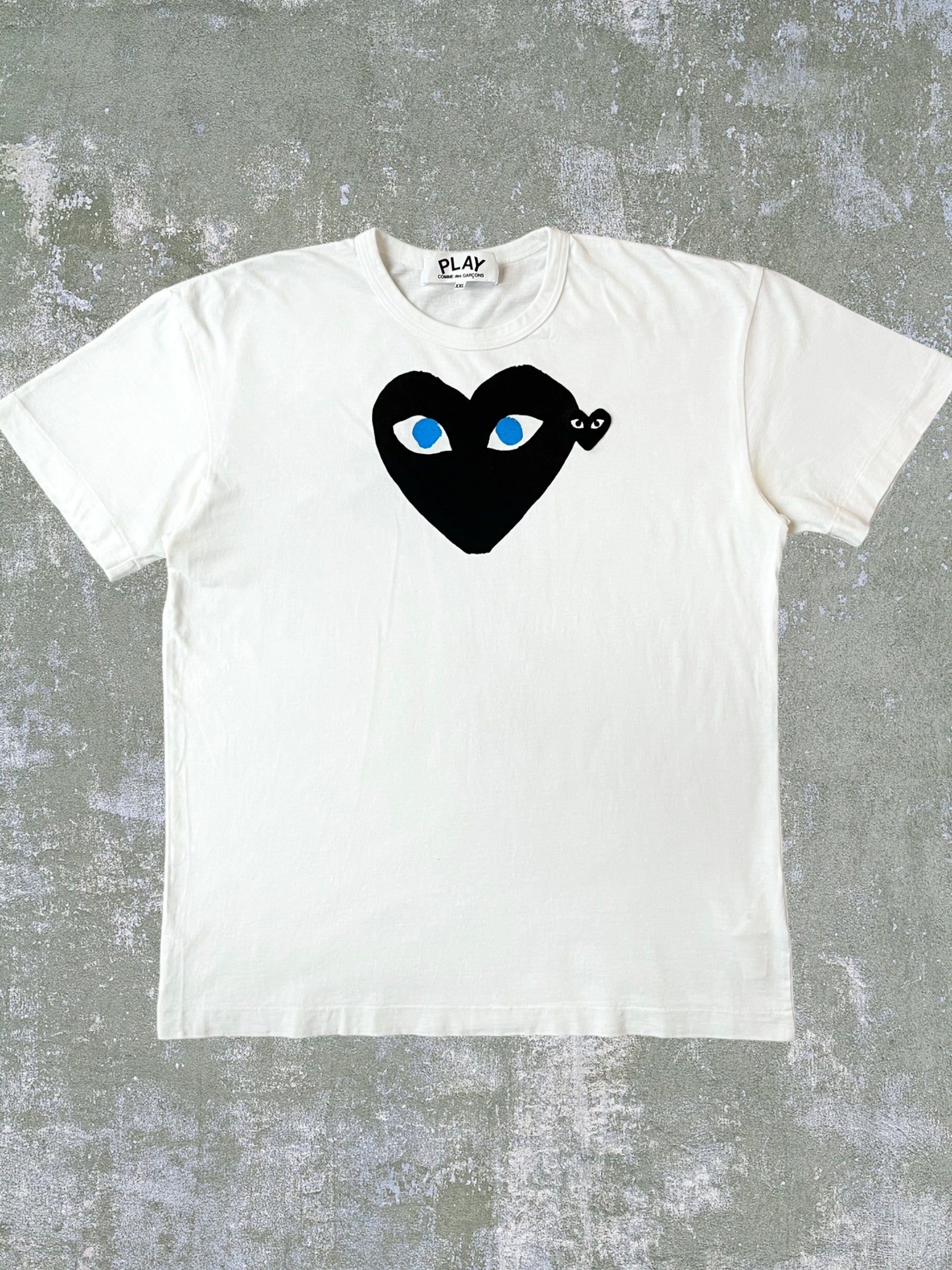 Comme Des Garcons Play Tee (XL)