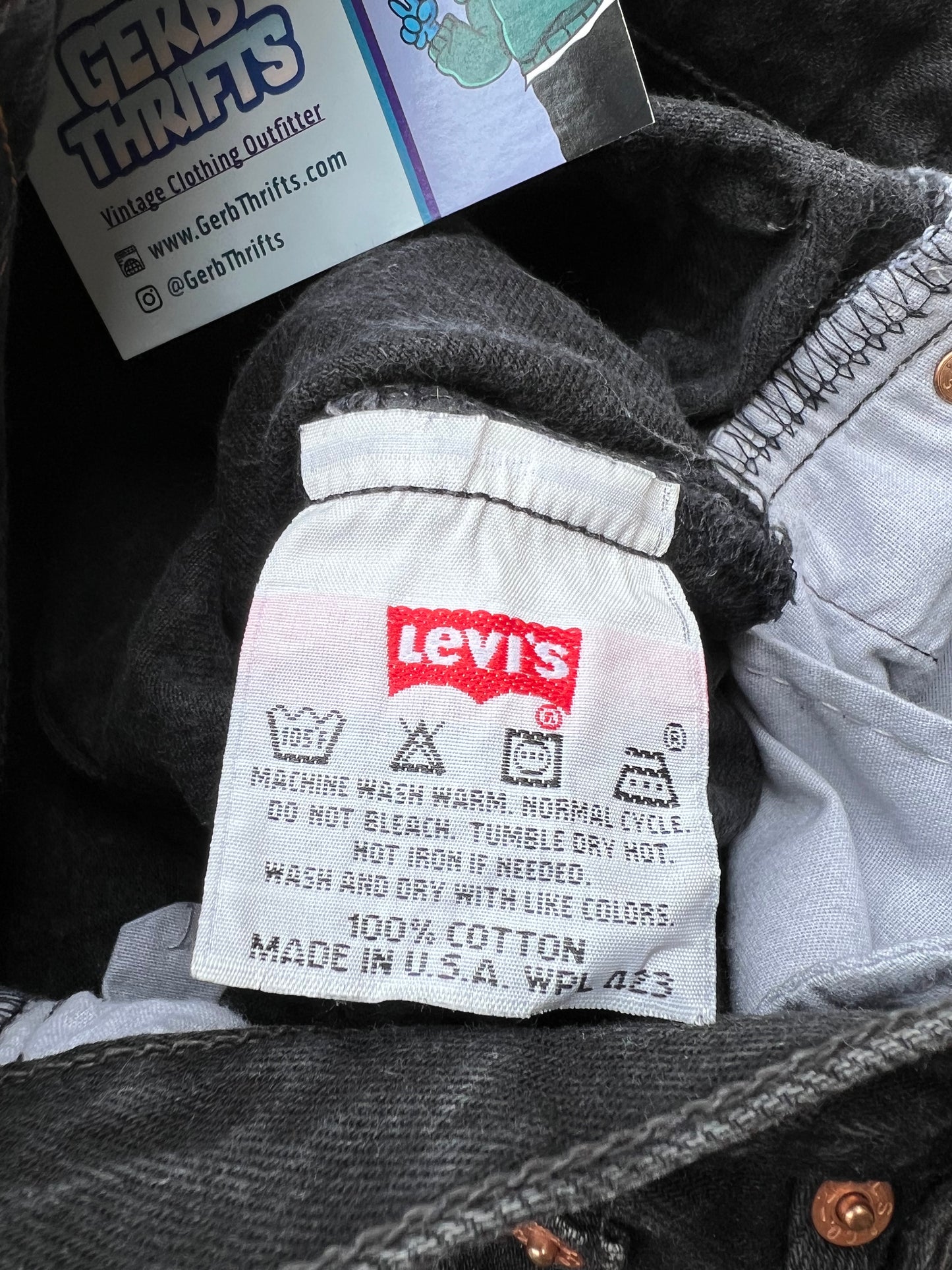 ‘90s Levi’s 501 Jeans (24x30)