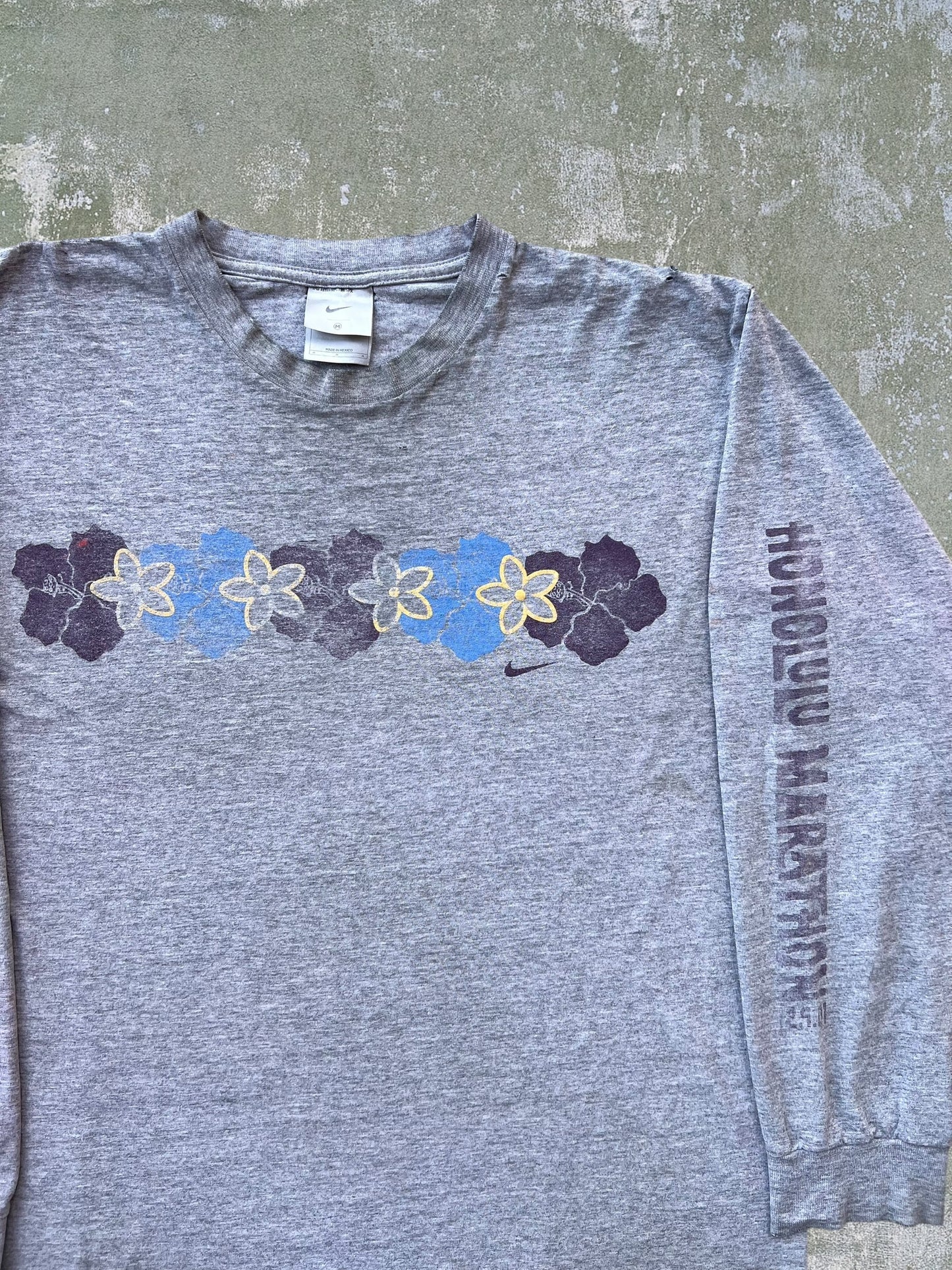 2001 Nike Honolulu Marathon Long Sleeve Tee (M)
