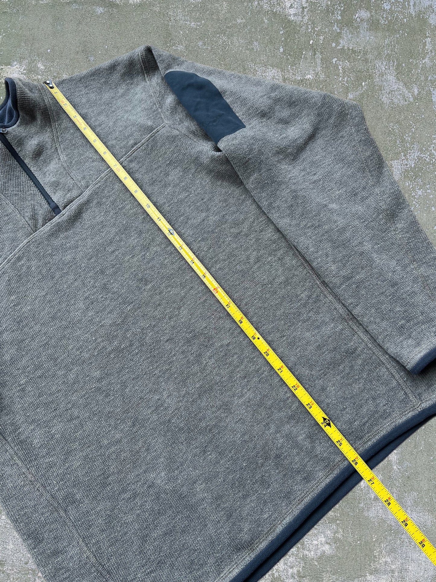 Early-2000s Arc’teryx Covert Fleece Pullover (M)