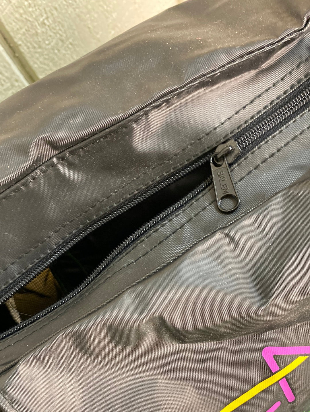 ‘90s Salem Small Duffle Bag