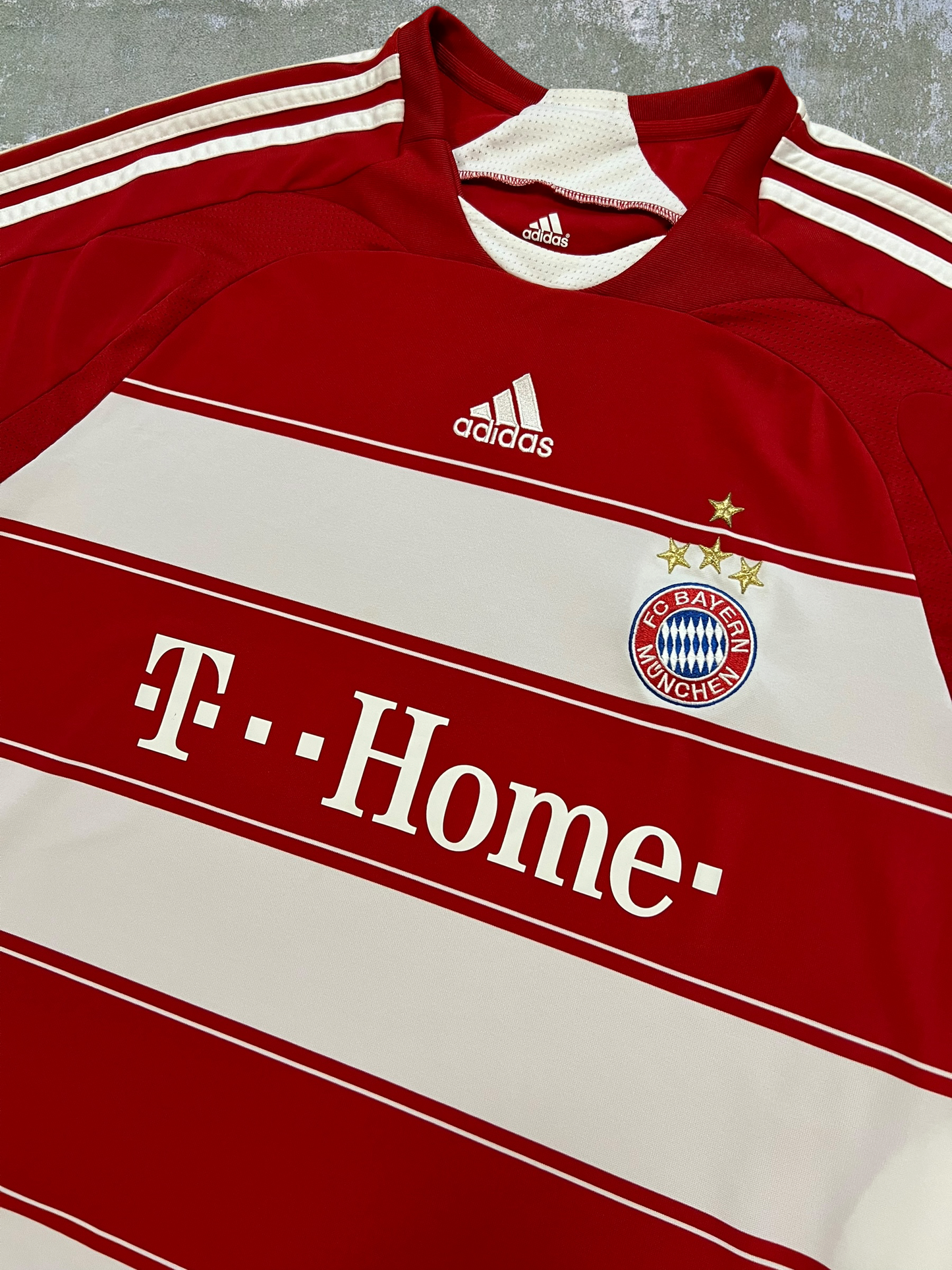 2008 Adidas FC Bayern Jersey (XXL)