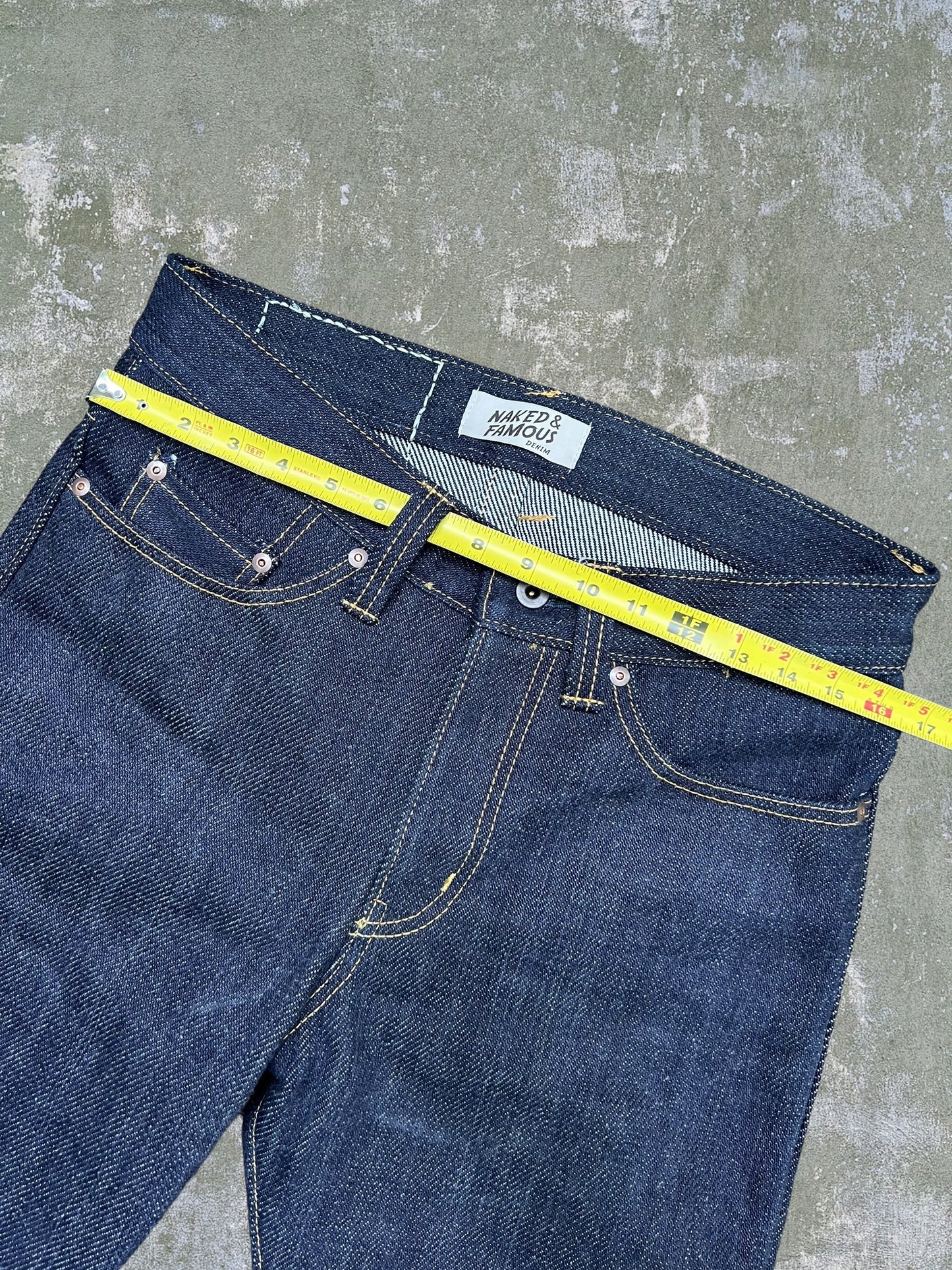 Naked And Famous Weird Guy 32oz Heavy Selvedge Denim Jeans (31)