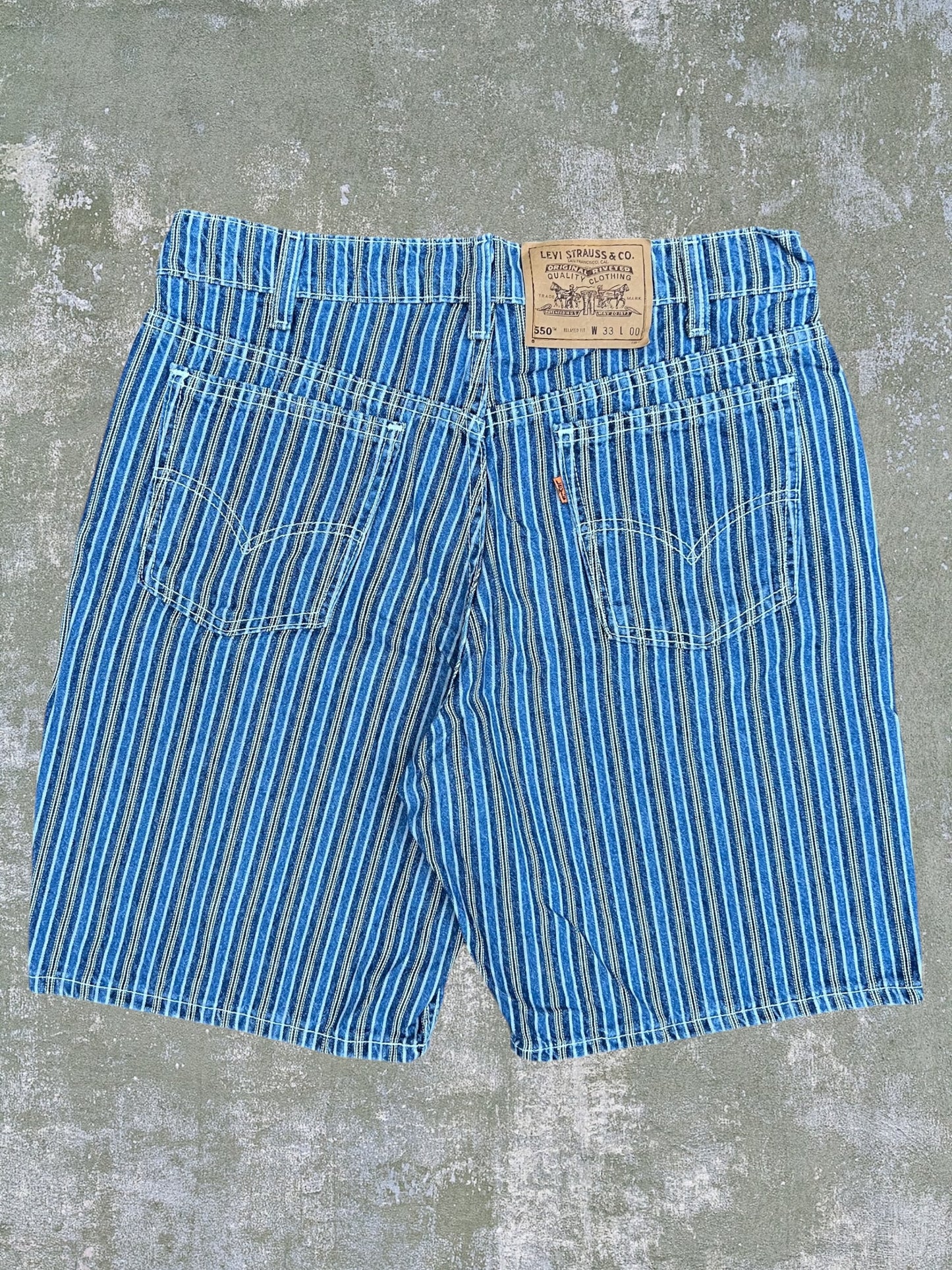 ‘90s Levi’s Striped Jean Shorts (33)