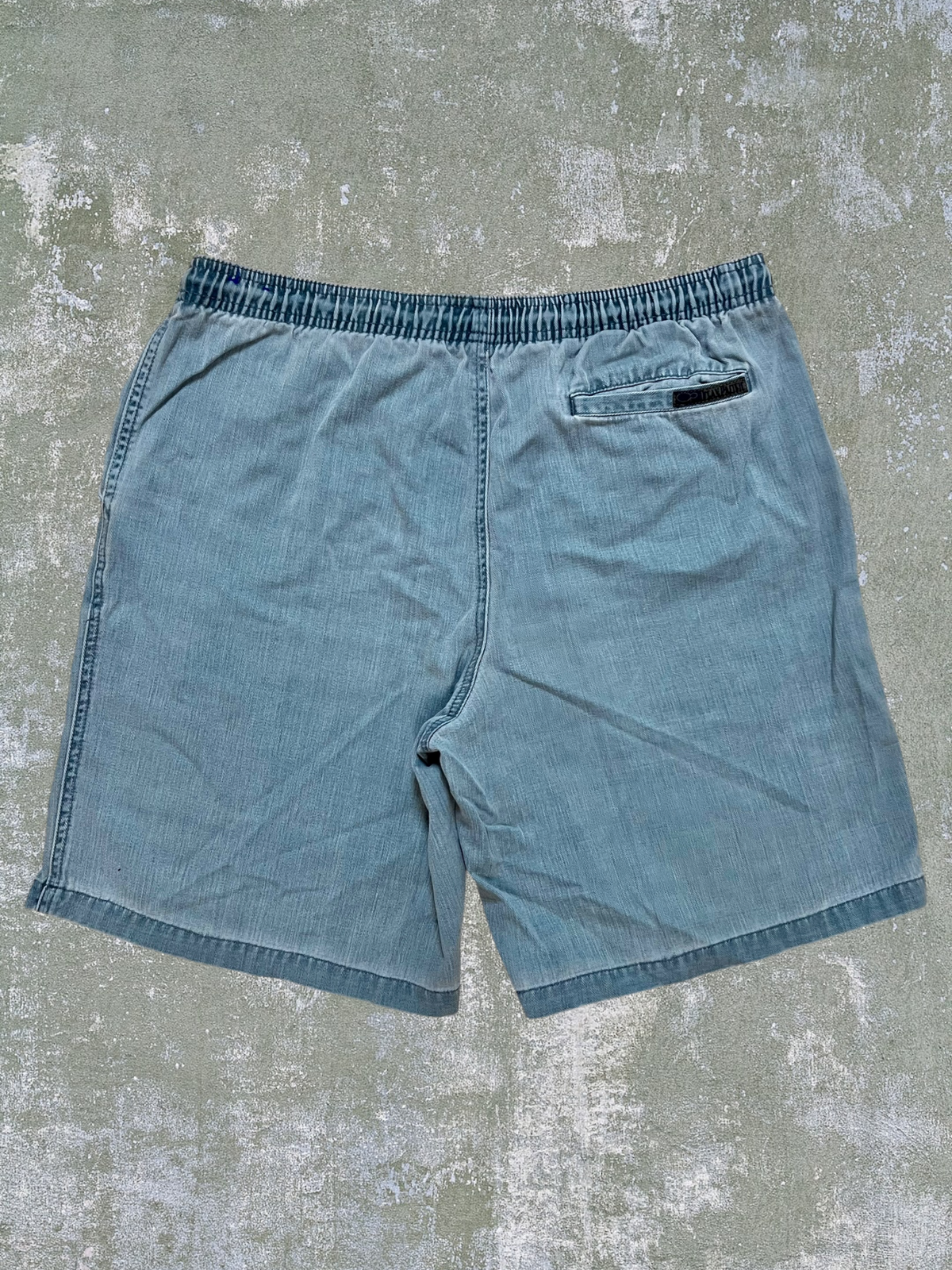 ‘90s Ocean Pacific Shorts (M)