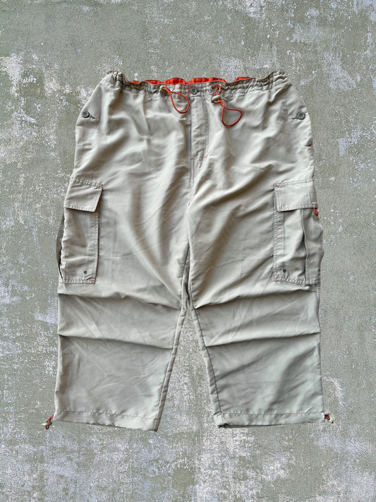 2000 Gap Cargo Capri Pants (XXL)
