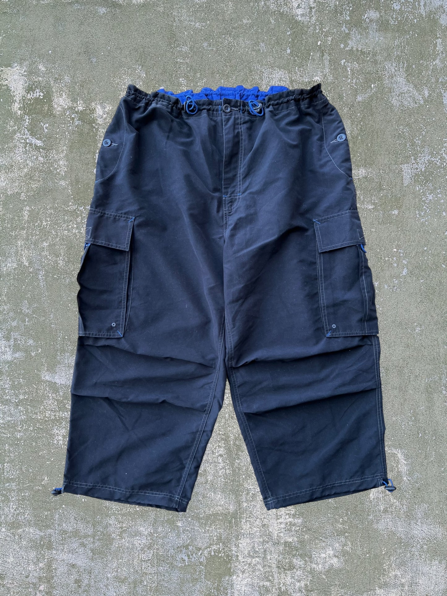 2000 Gap Cargo Capri Pants (XXL)