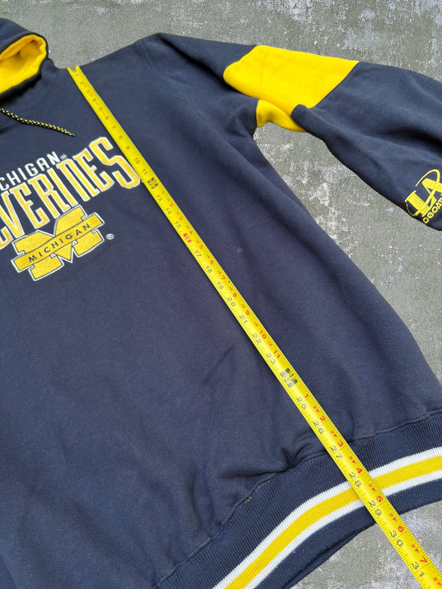 ‘90s Michigan Wolverines Hoodie (XL)