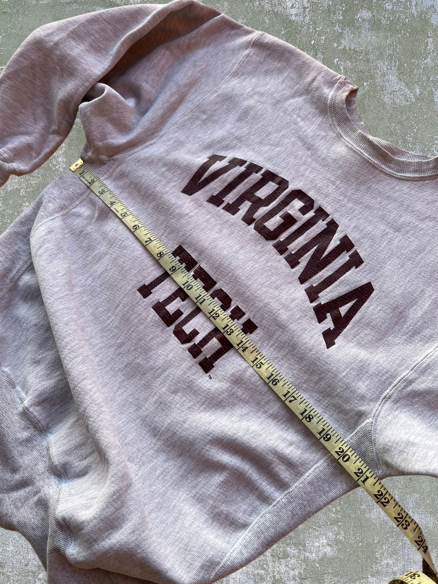 ‘90s Champion Virginia Tech Reverse Weave Crewneck (XL)
