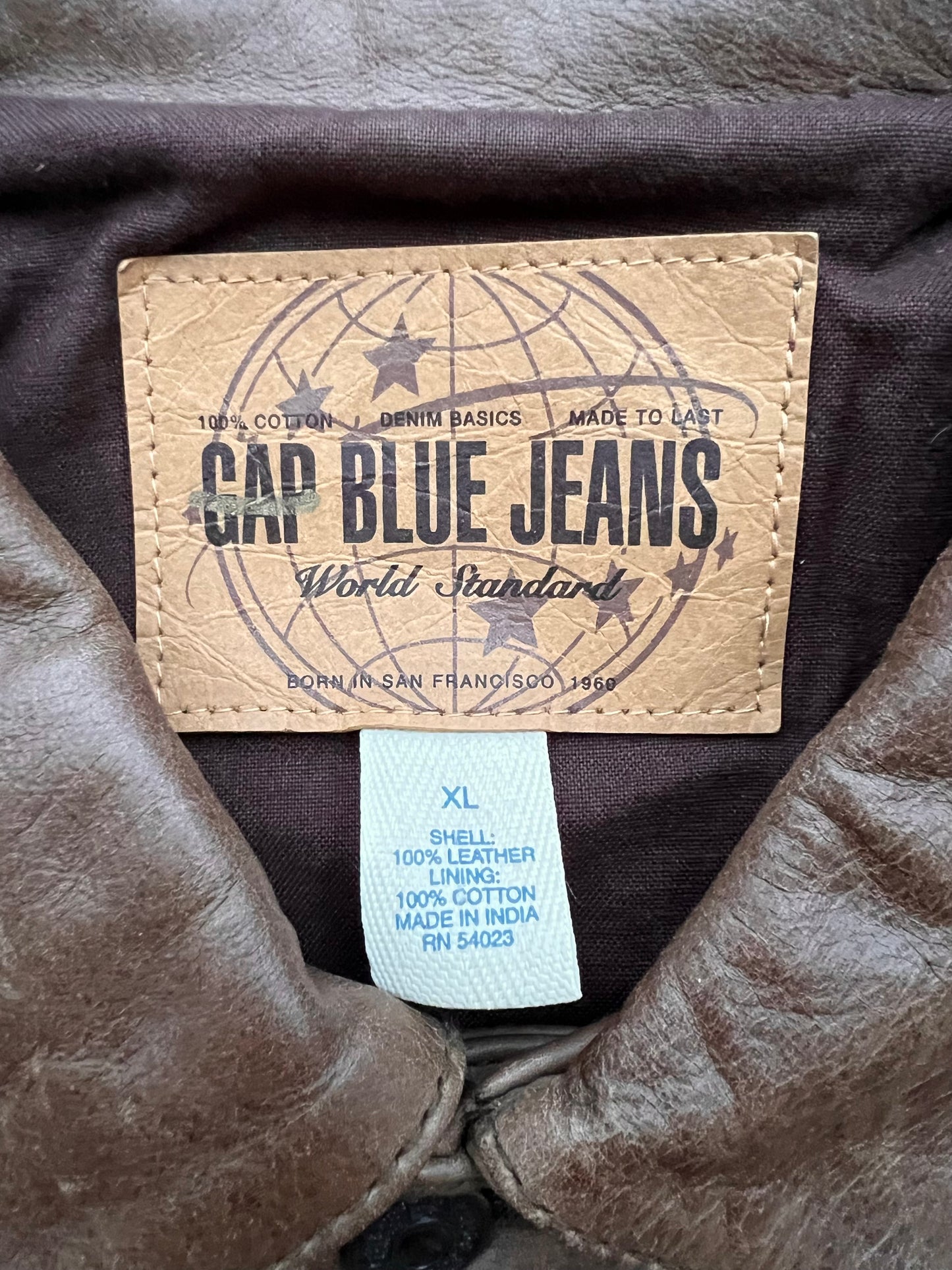 2000 Gap Leather Trucker Jacket (XL)