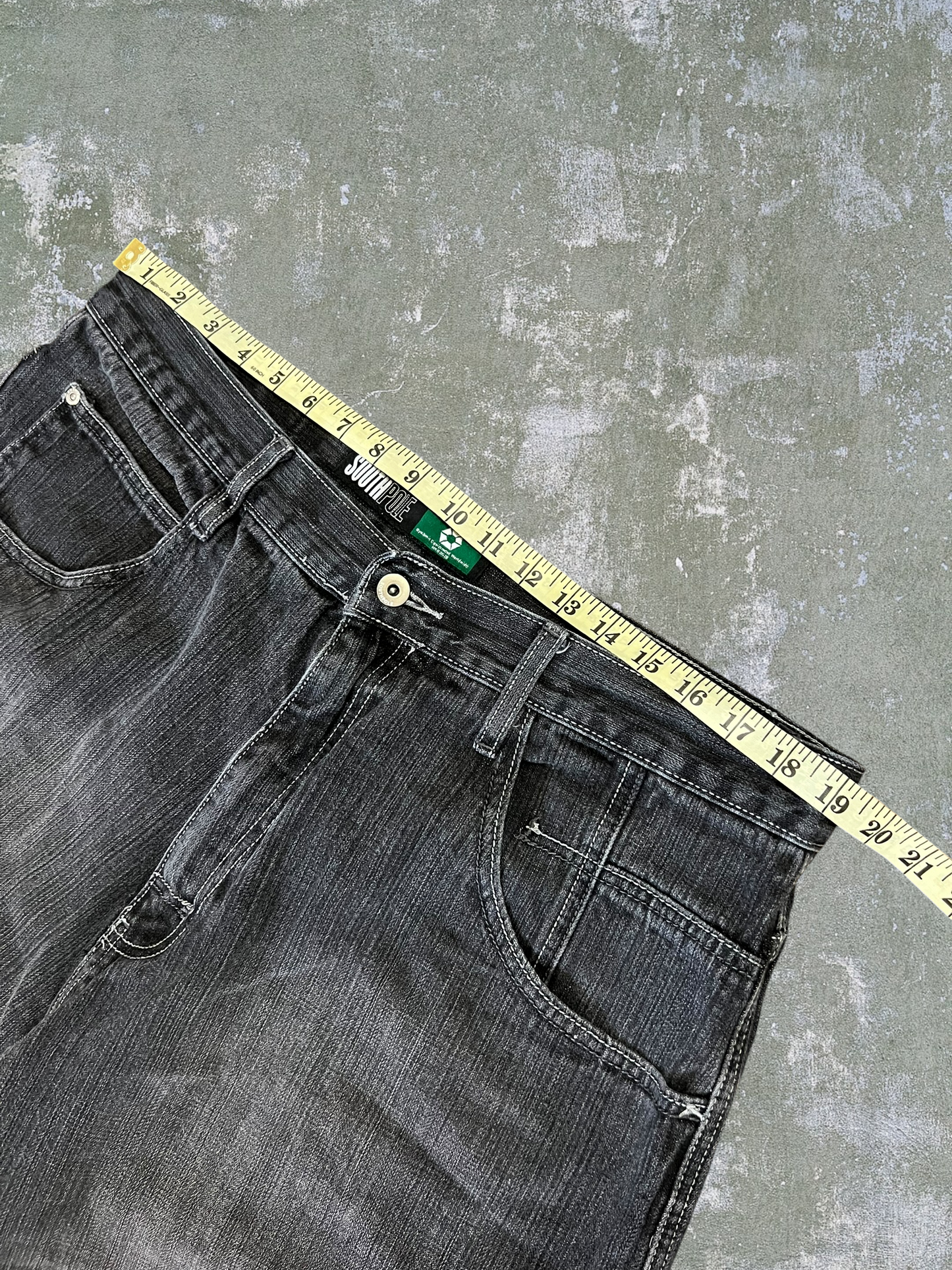 Early-2000s Southpole Jean Shorts (40)