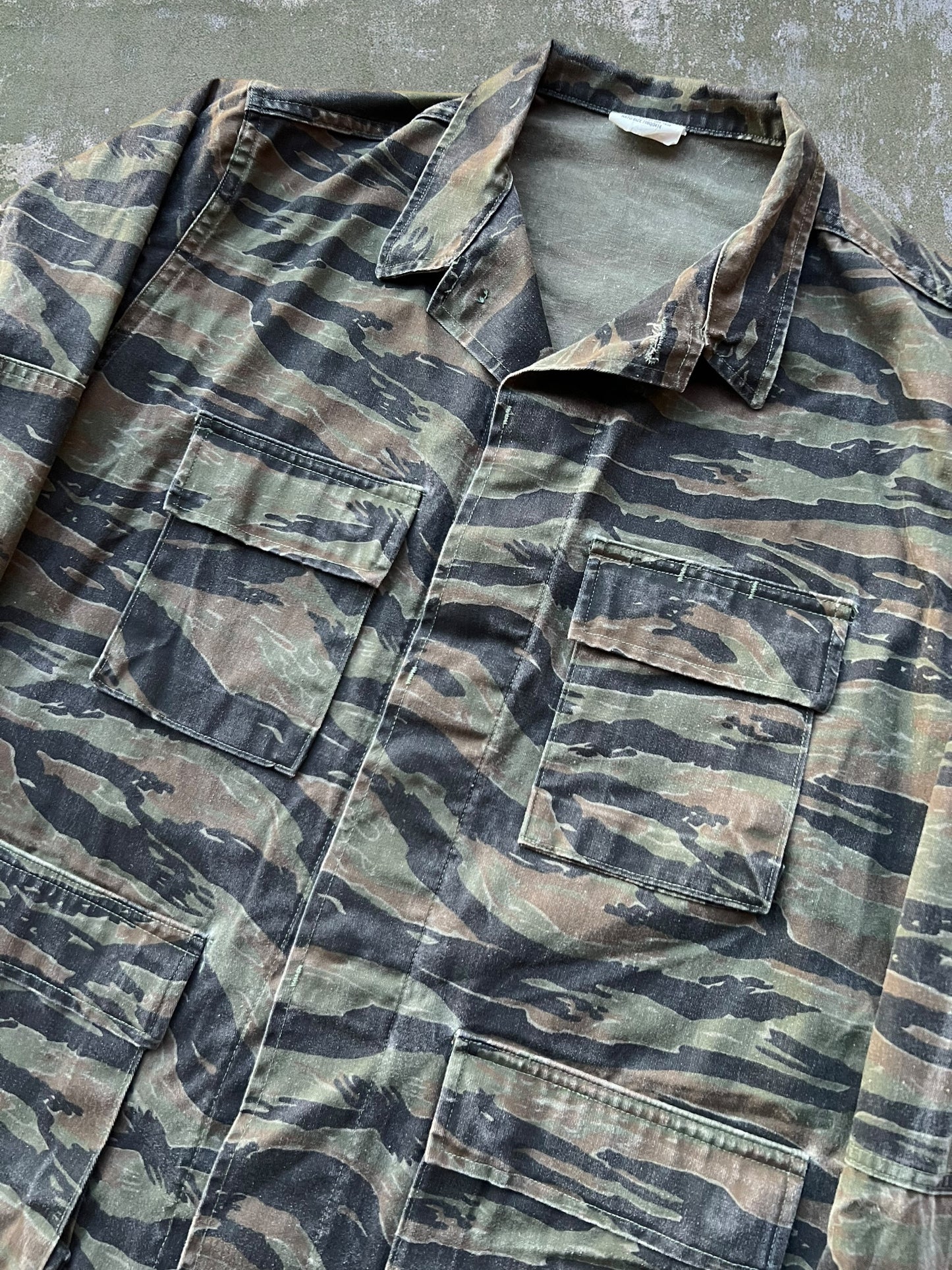 Early-90s US Military Tiger Camo Overshirt (XL)