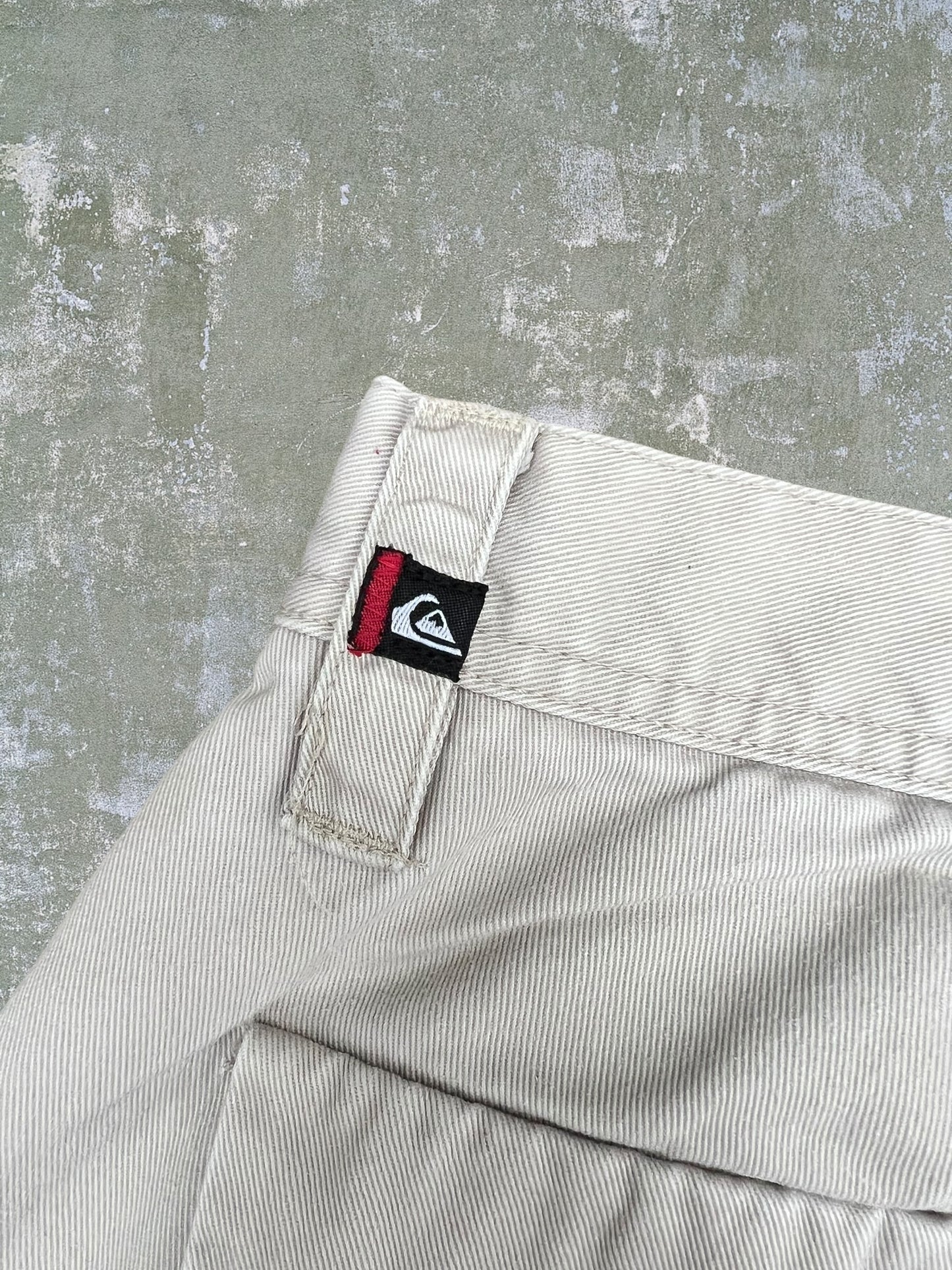 2000s/2010s Quiksilver Cargo Pants (34)