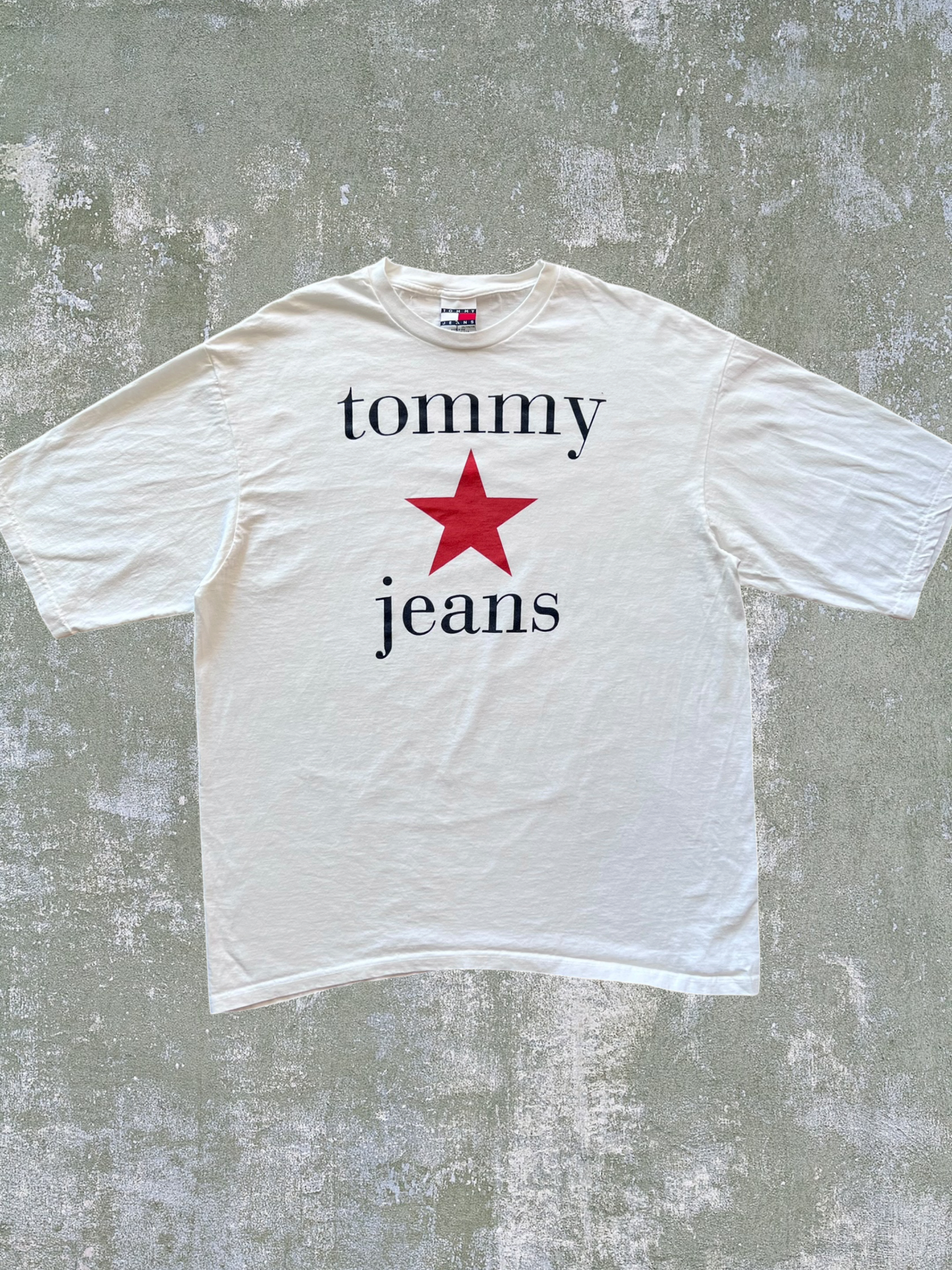 ‘90s Tommy Jeans Tee (XXL)