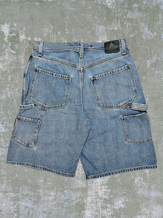 Early-2000s Levi’s Silver Tab Carpenter Jean Shorts (33)
