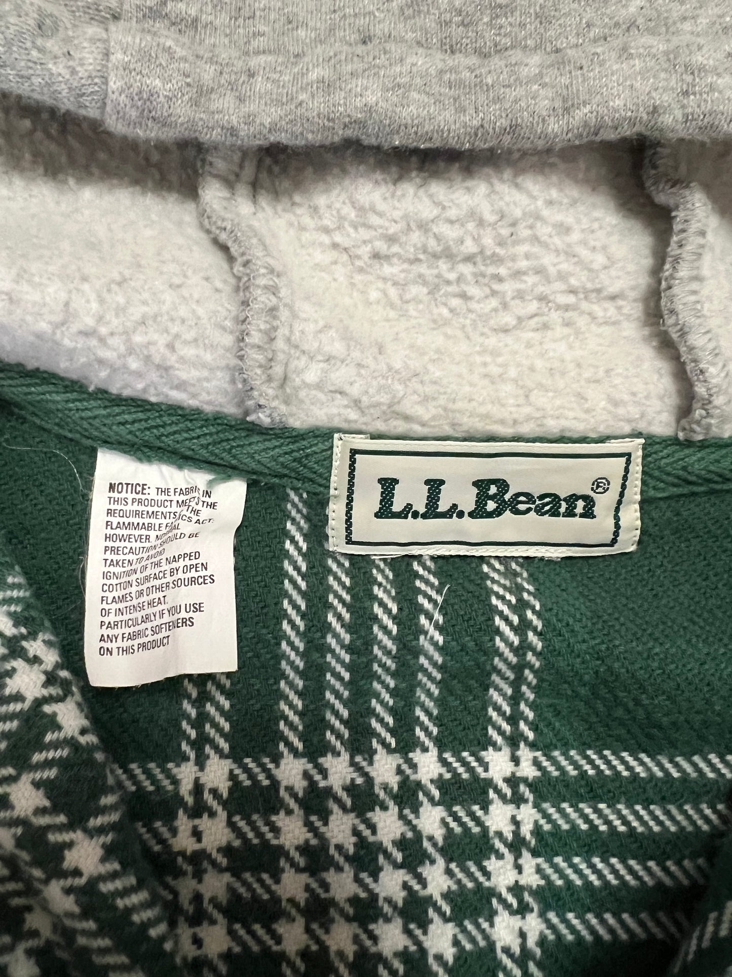 ‘90s LL Bean Hooded Flannel Shirt (M)