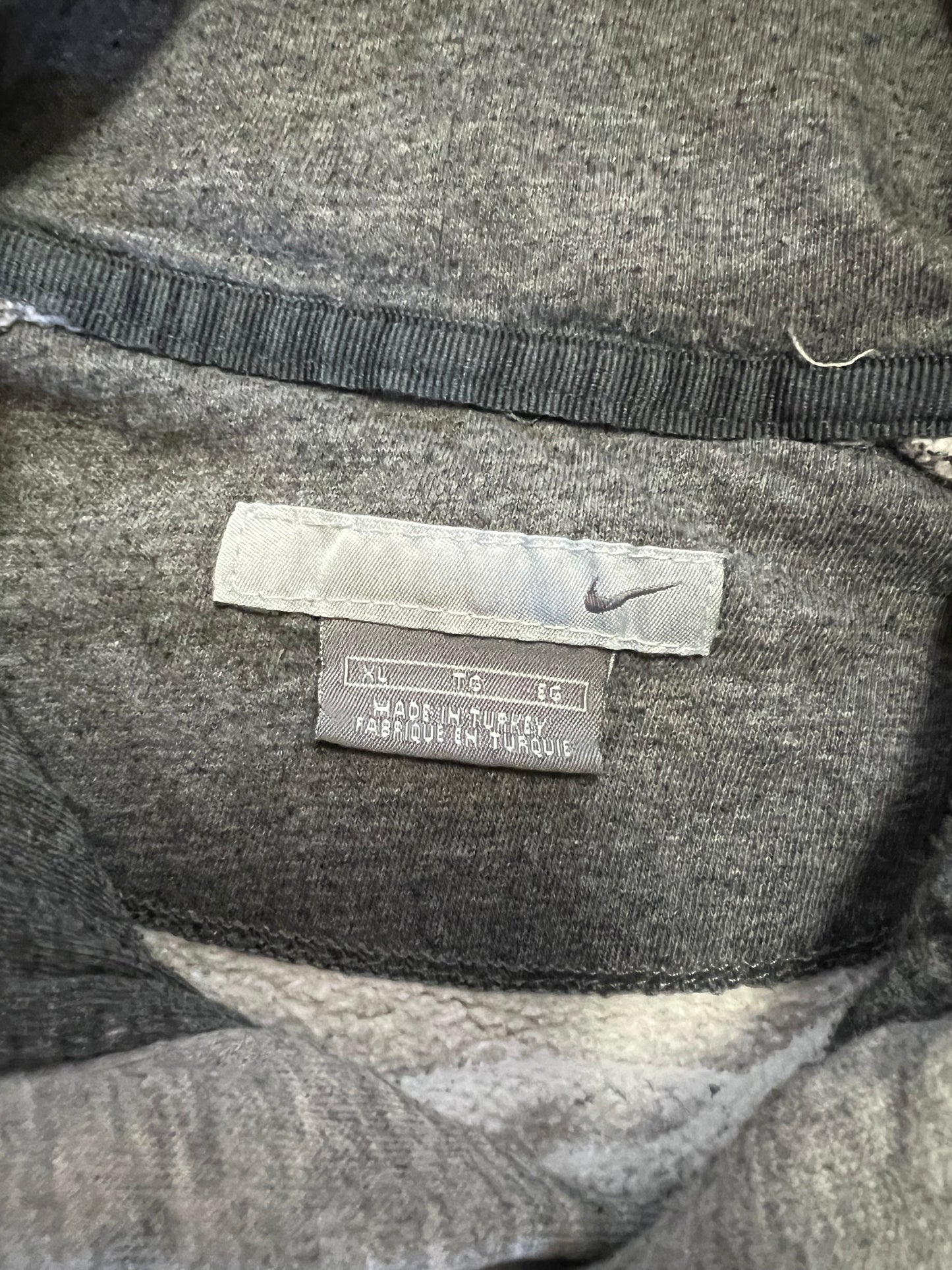 Early-2000s Nike Hoodie (XL)