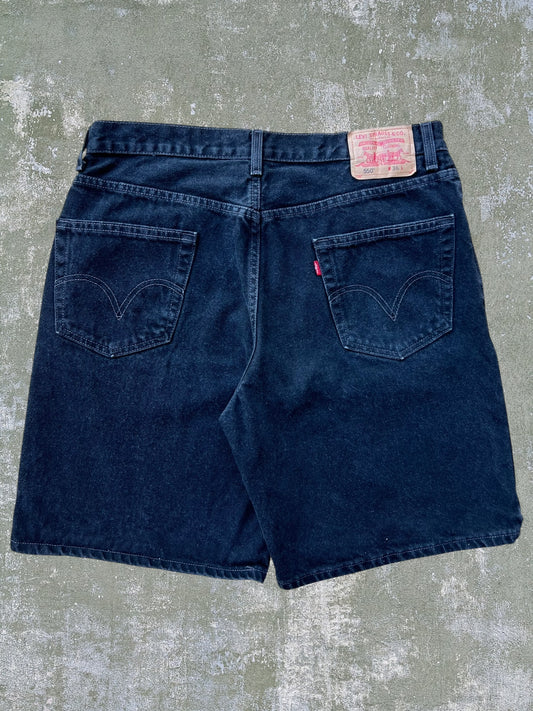 Early-2000s Levi’s 550 Jean Shorts (36)