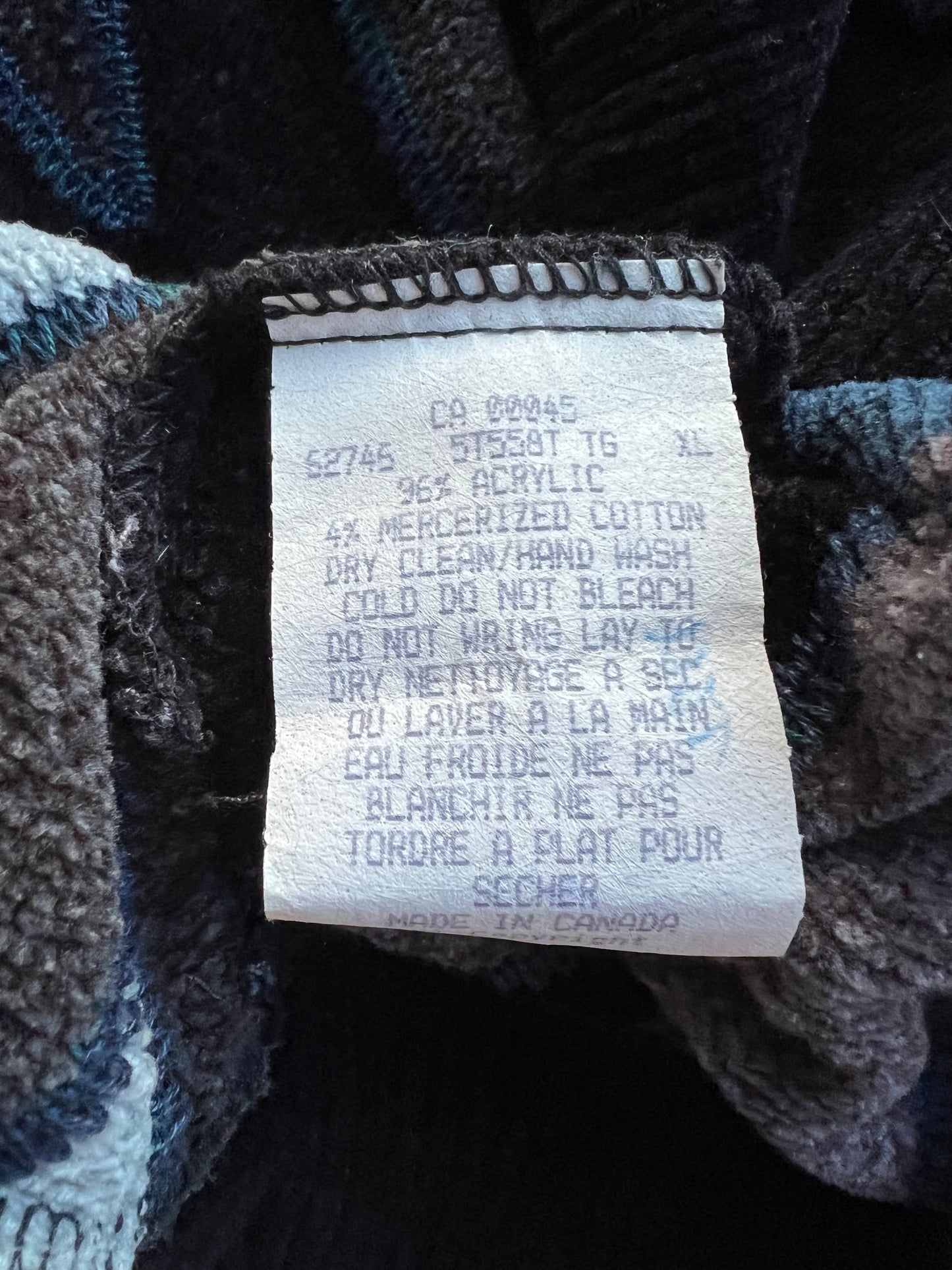 ‘90s Tundra Style Sweater (XL)