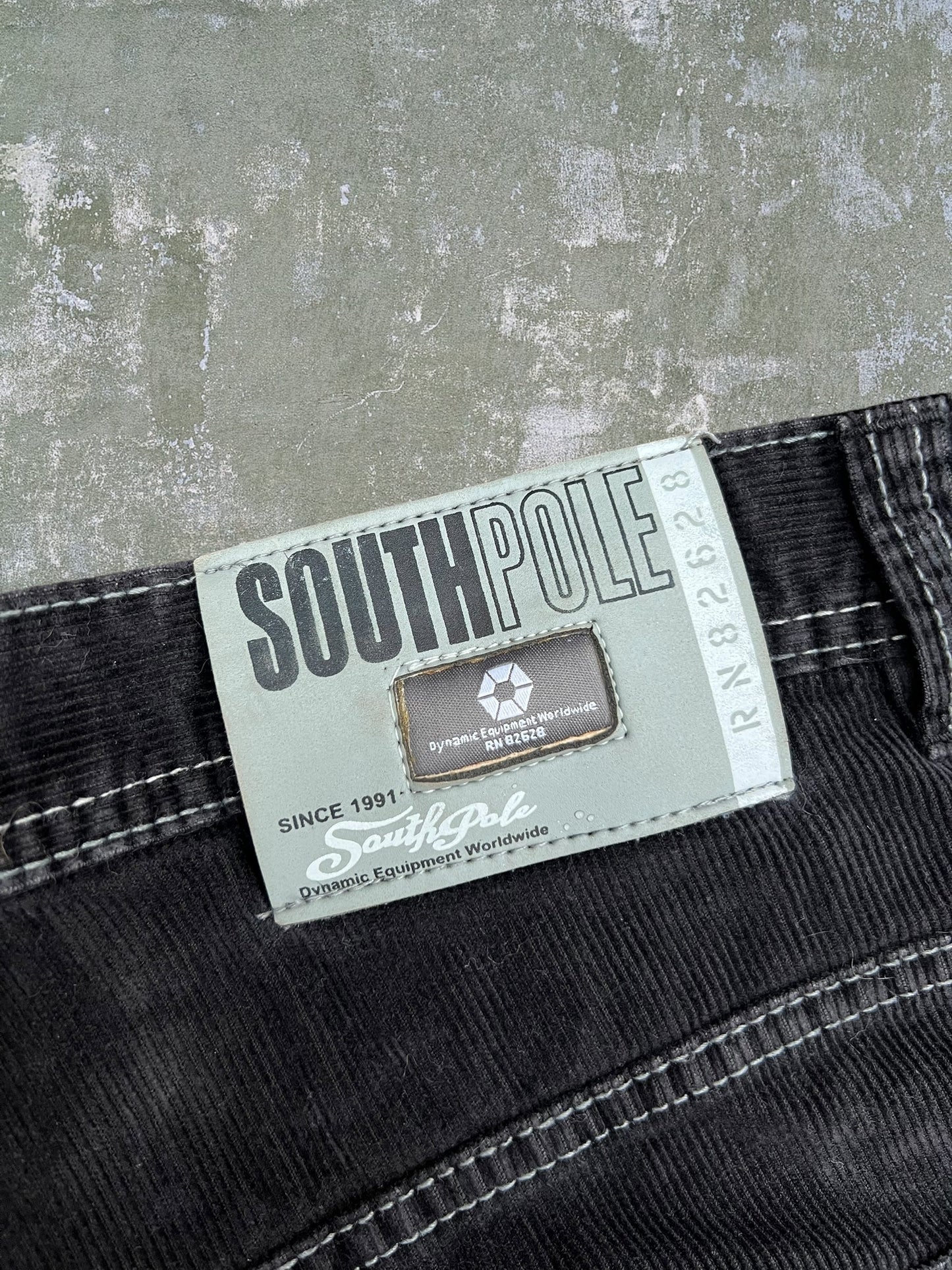 2000s Southpole Corduroy Pants (36)