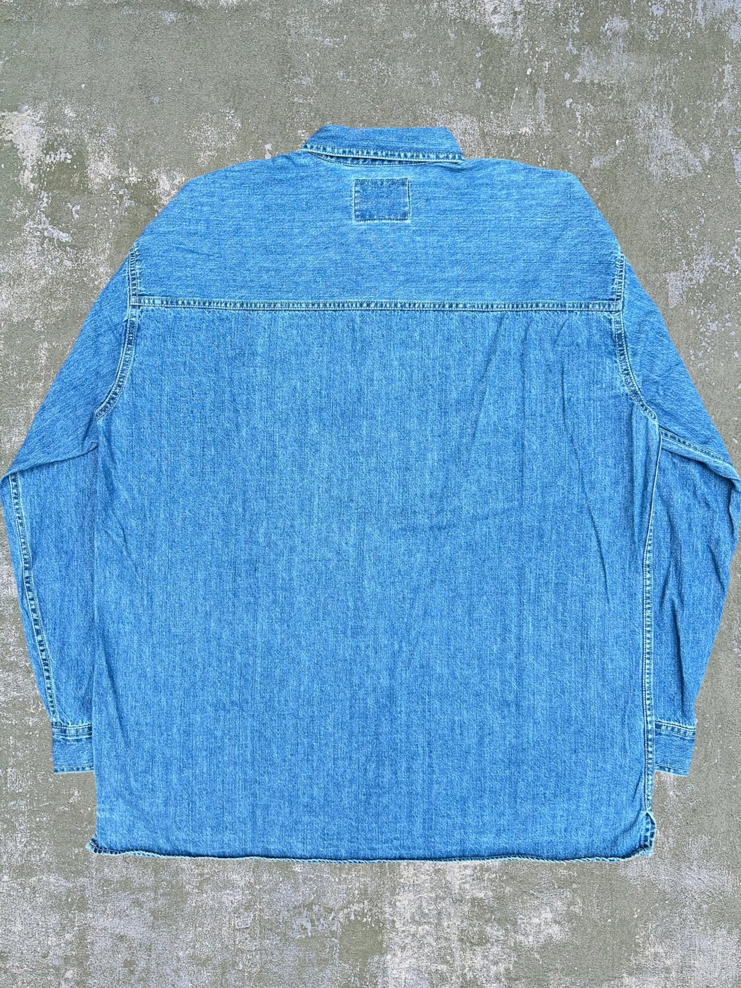 ‘90s Levi’s Silver Tab Denim Shirt (XL)